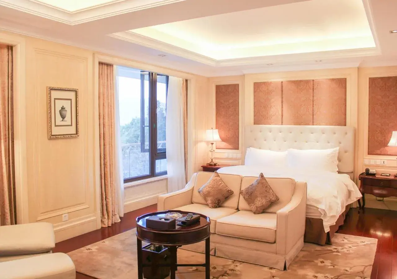 Bedroom, Bed in Carp Islet Resort Fuzhou Bedroom, Bed in Carp Islet Resort Fuzhou