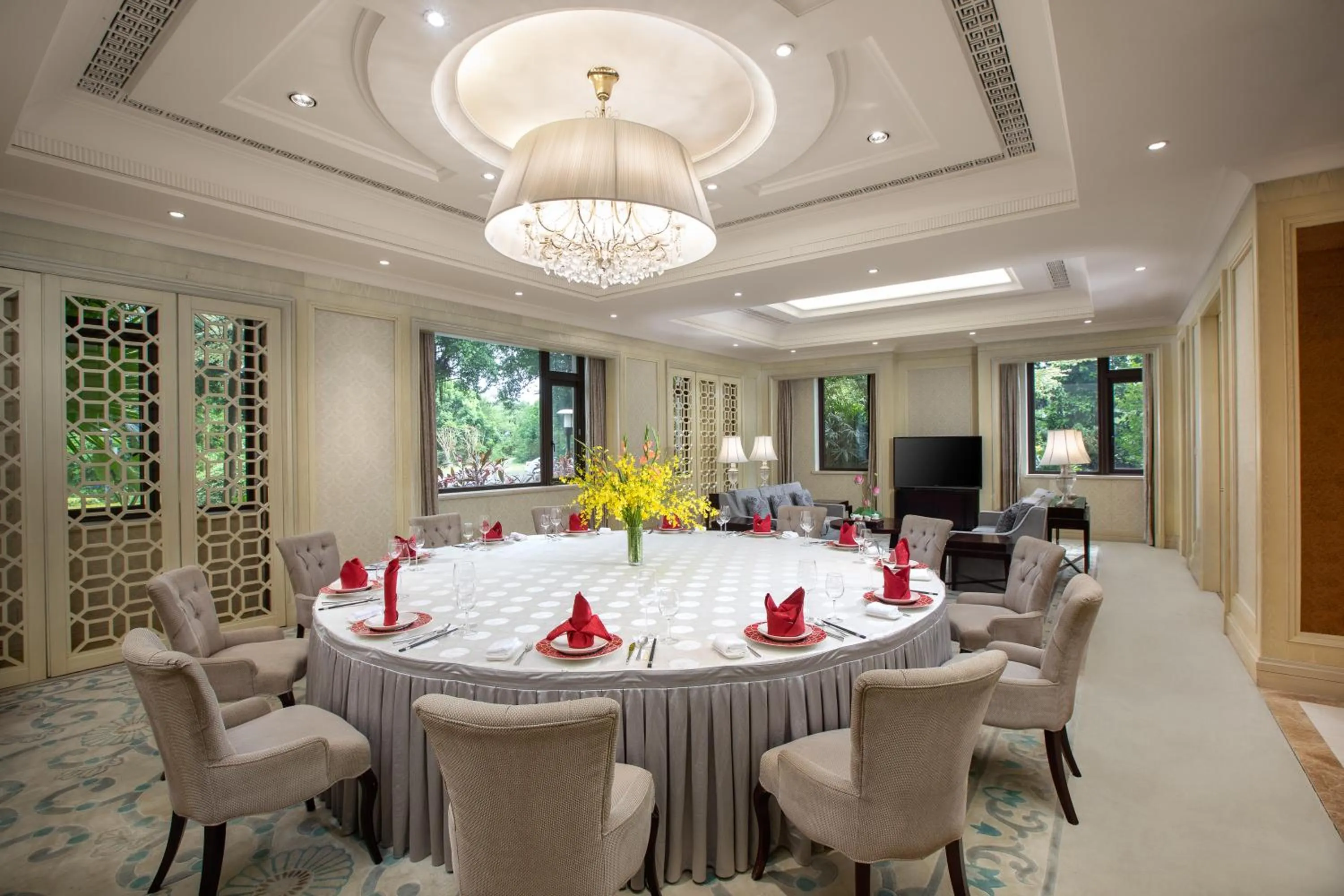 TV and multimedia in Carp Islet Resort Fuzhou