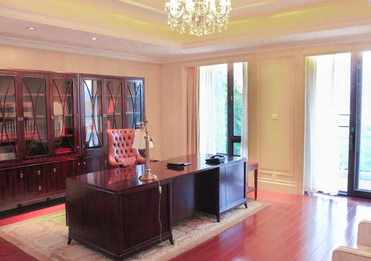 Library in Carp Islet Resort Fuzhou Library in Carp Islet Resort Fuzhou