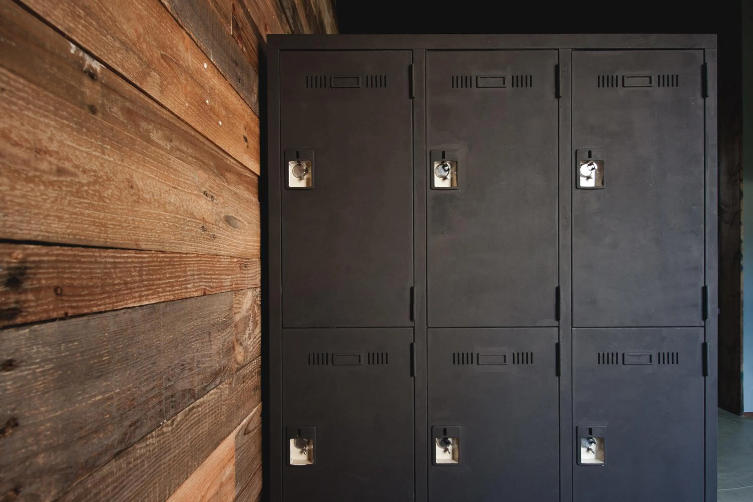 Decorative detail in kagelow Mt.Fuji Hostel Kawaguchiko