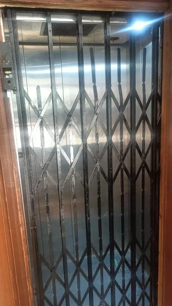 elevator in Hotel Laxmi GH