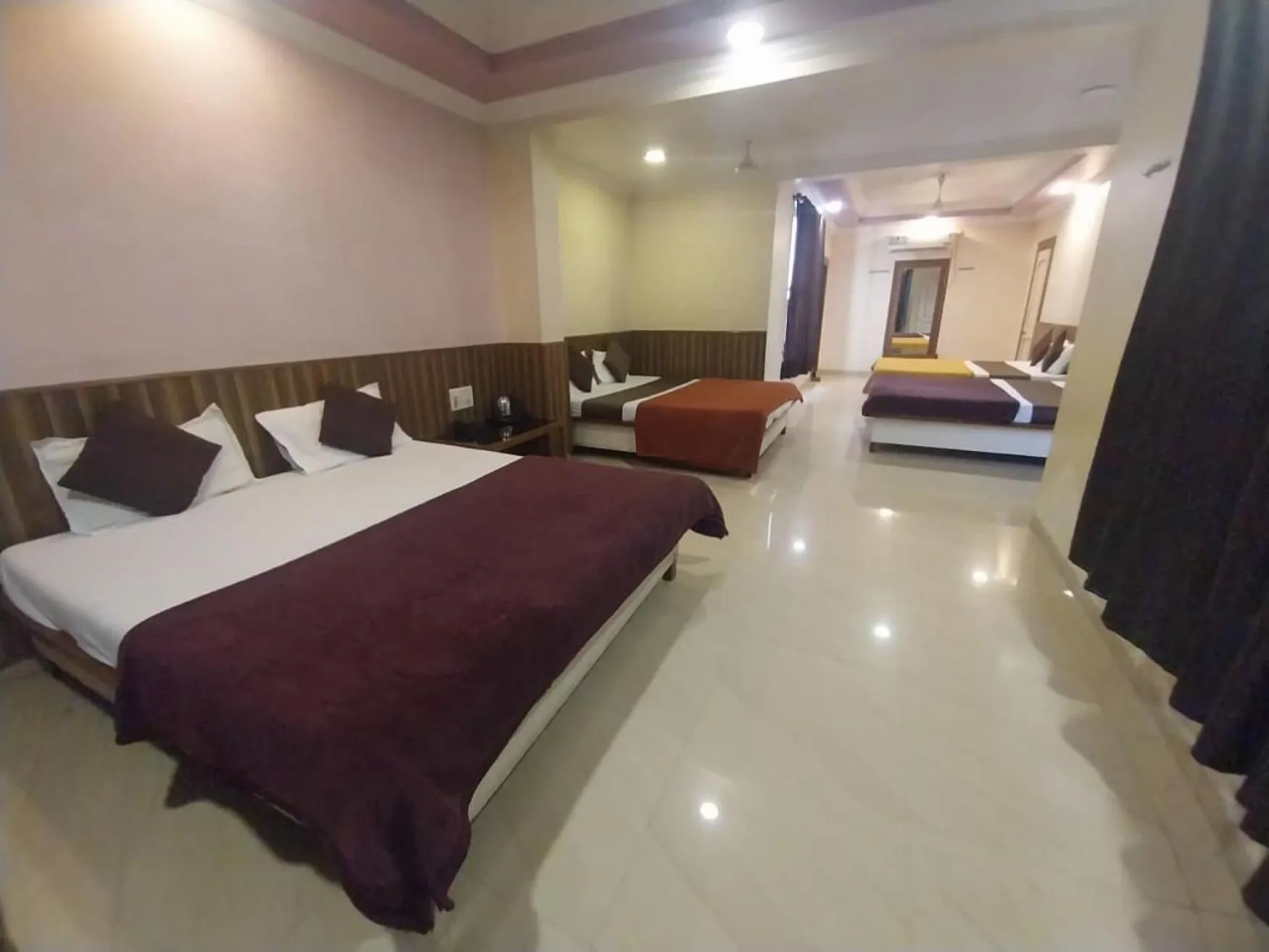 View (from property/room), Bed in Hotel Laxmi GH