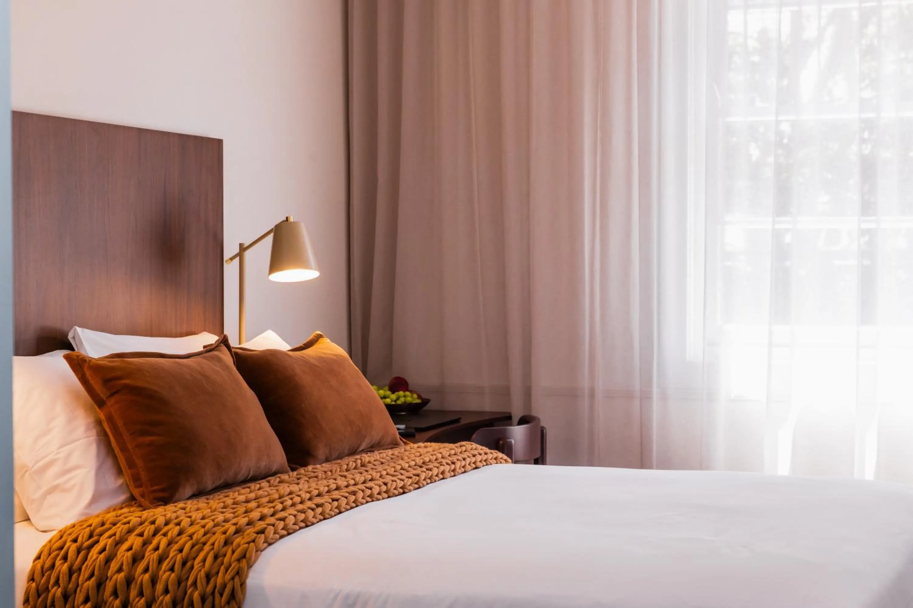 Bed in Kurrajong Hotel Sydney