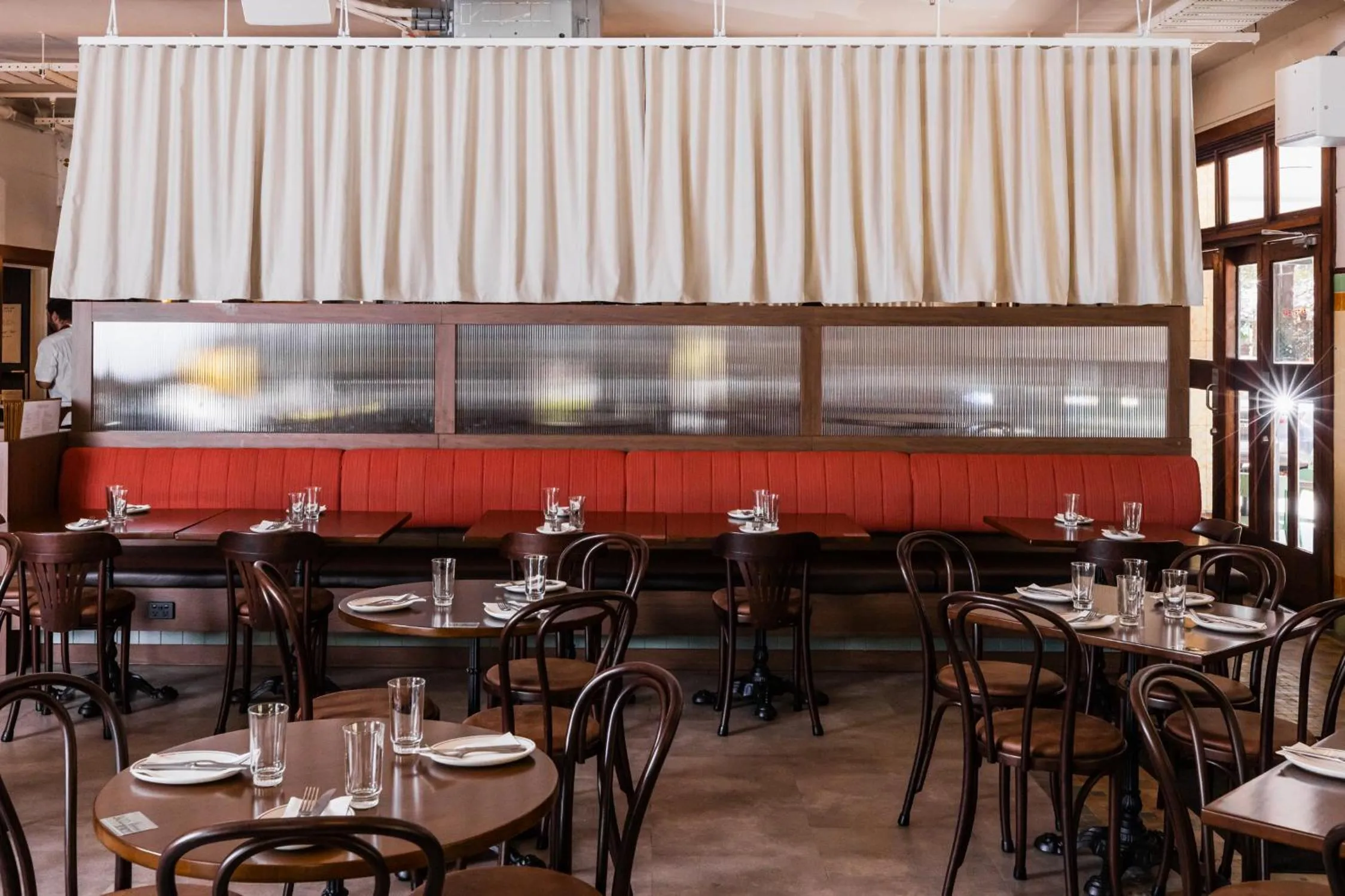 Dining area in Kurrajong Hotel Sydney