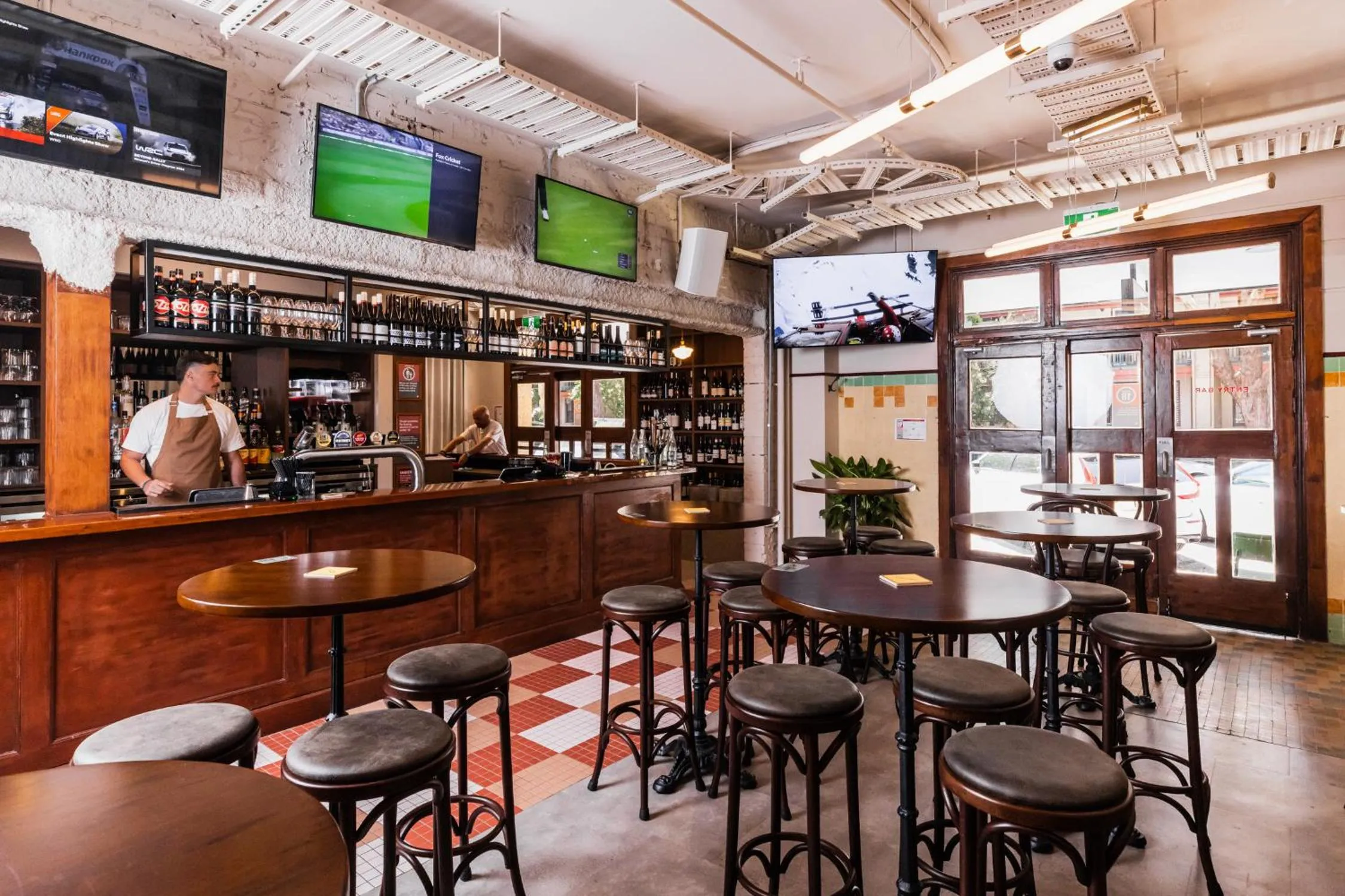 Lounge or bar in Kurrajong Hotel Sydney