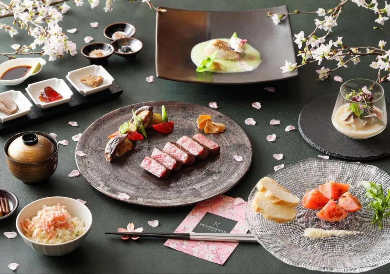 Restaurant/places to eat in The Strings Hotel Nagoya