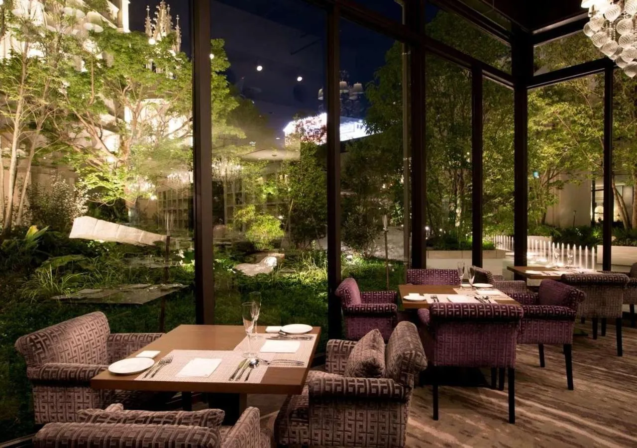 Restaurant/places to eat in The Strings Hotel Nagoya