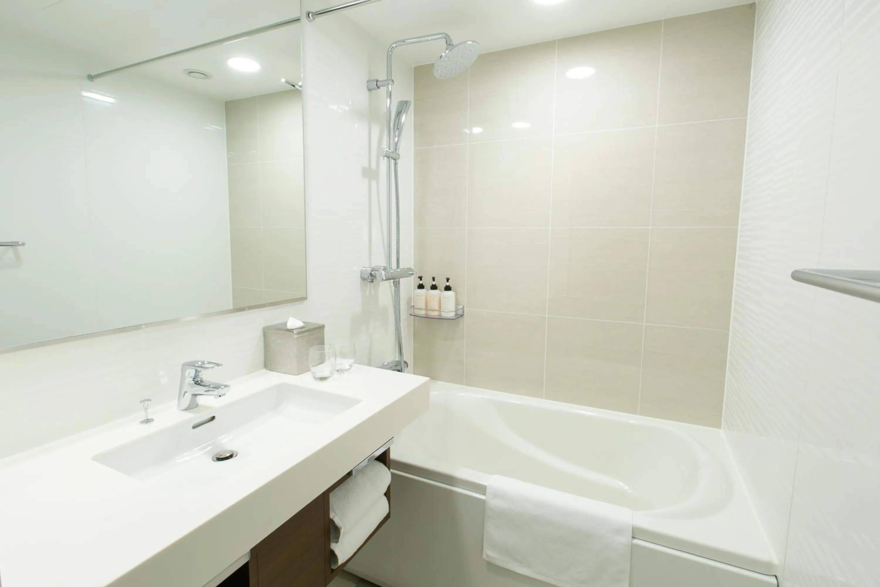 Bathroom in The Strings Hotel Nagoya