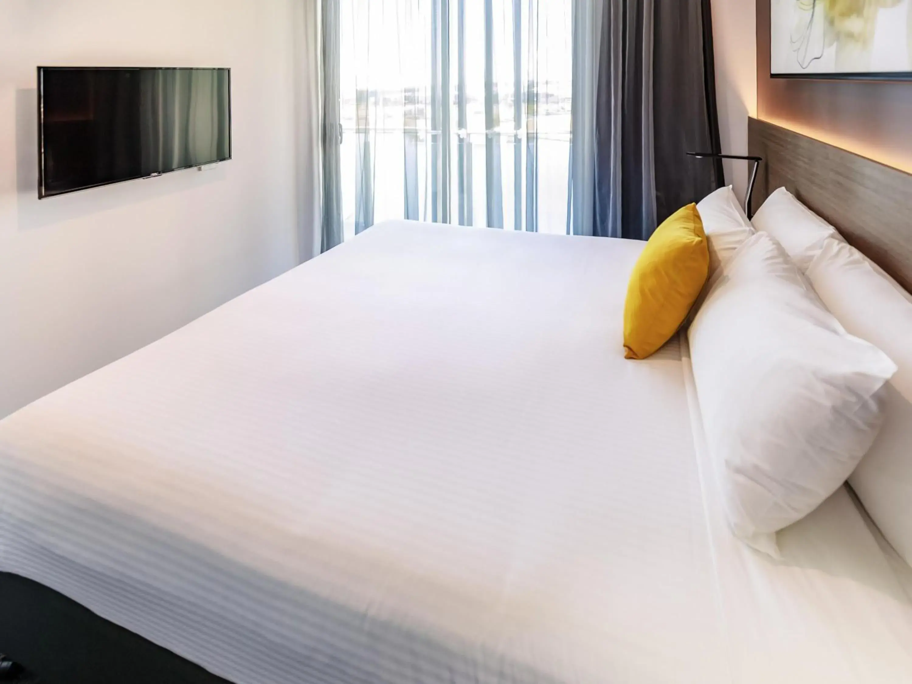 Bedroom, Bed in Mercure Sunshine Coast Kawana Waters Bedroom, Bed in Mercure Sunshine Coast Kawana Waters