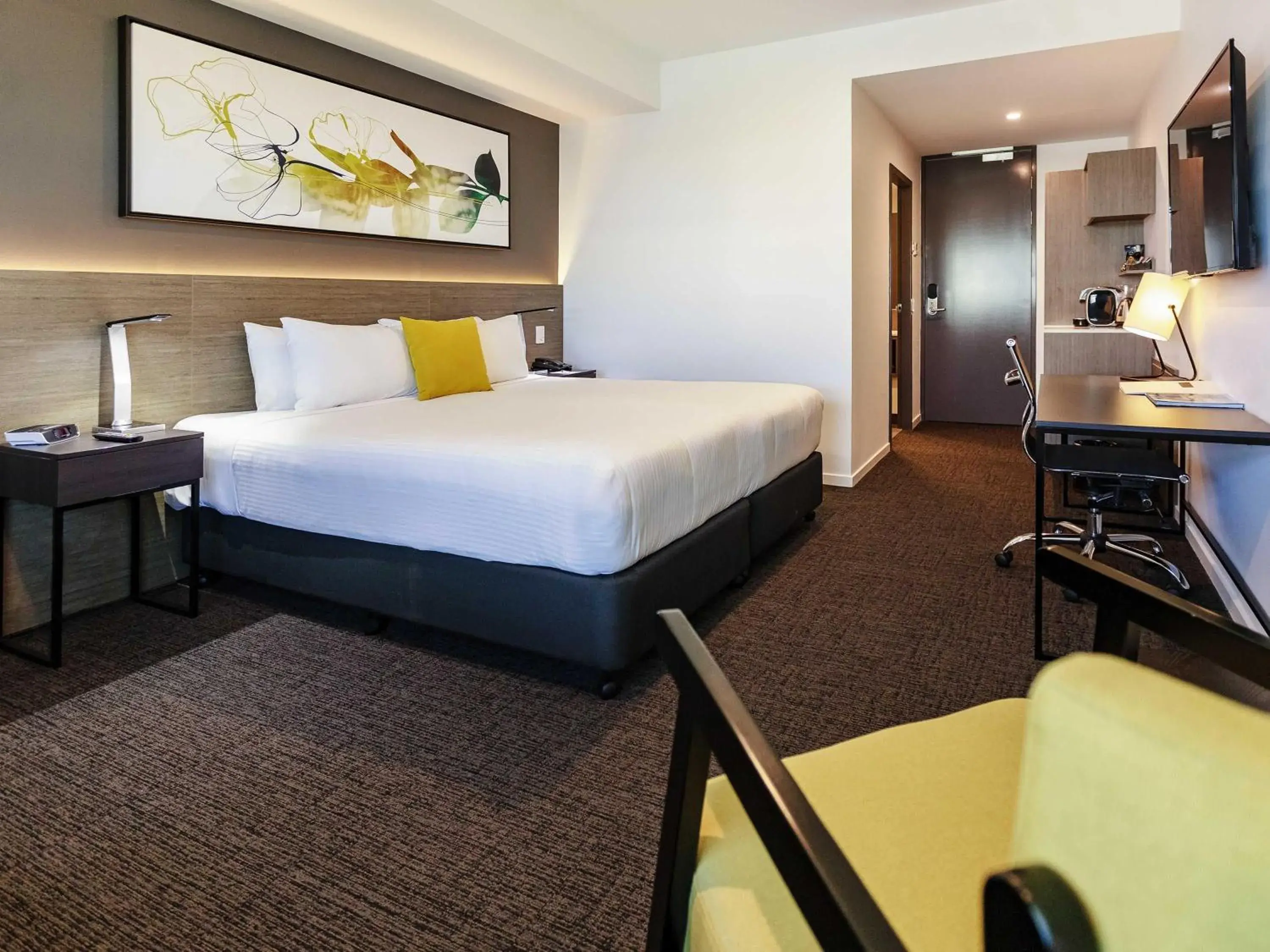 Bedroom, Bed in Mercure Sunshine Coast Kawana Waters Bedroom, Bed in Mercure Sunshine Coast Kawana Waters