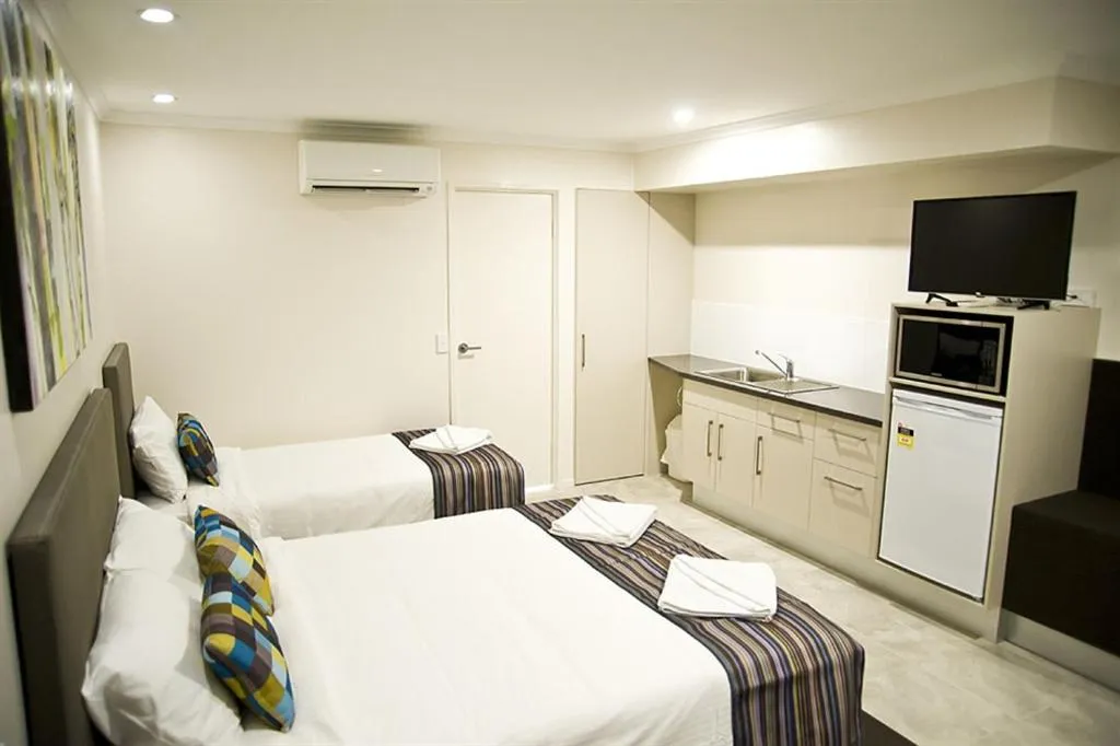 Bed in Roma Central Motel