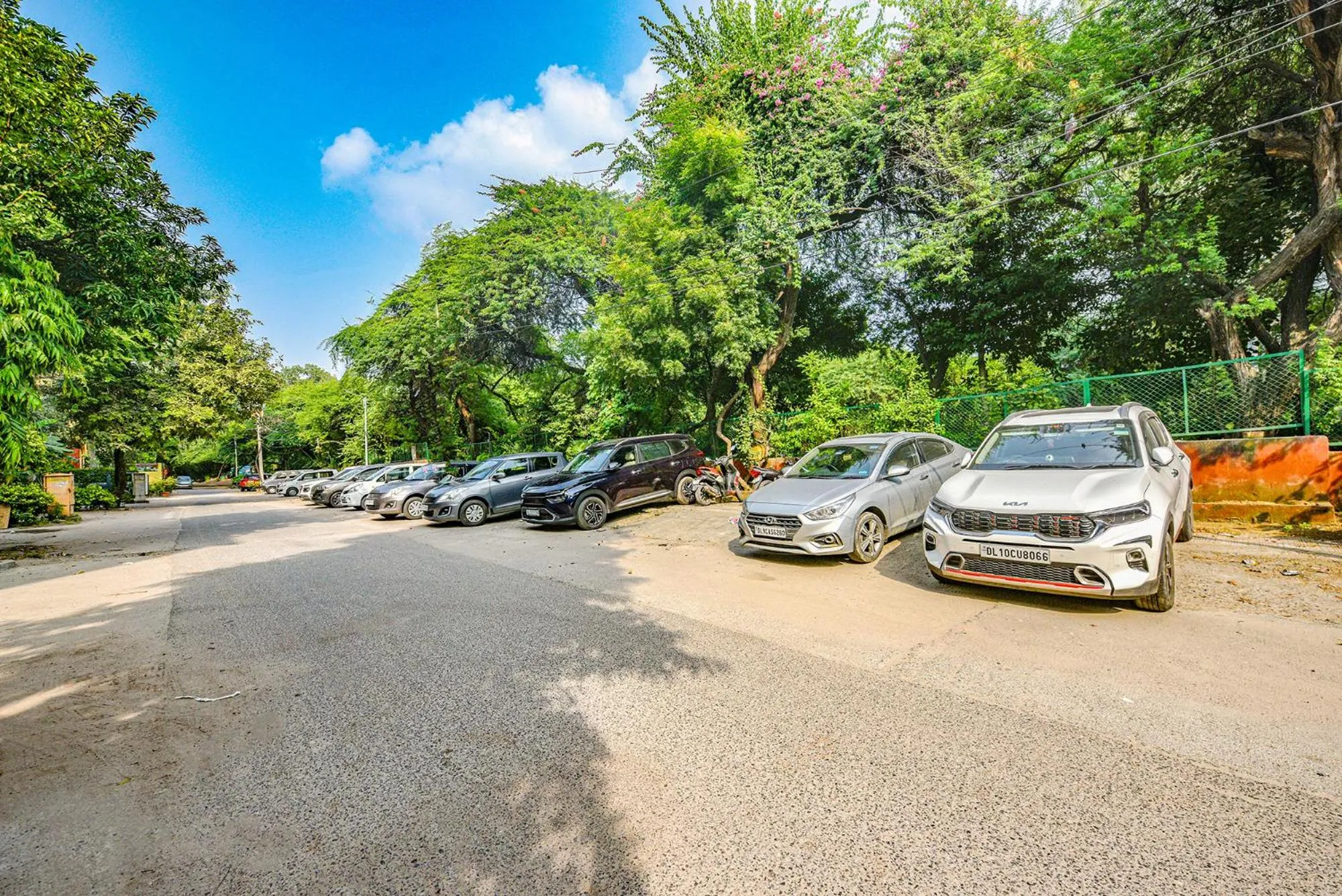 Parking in FabHotel Aashraye