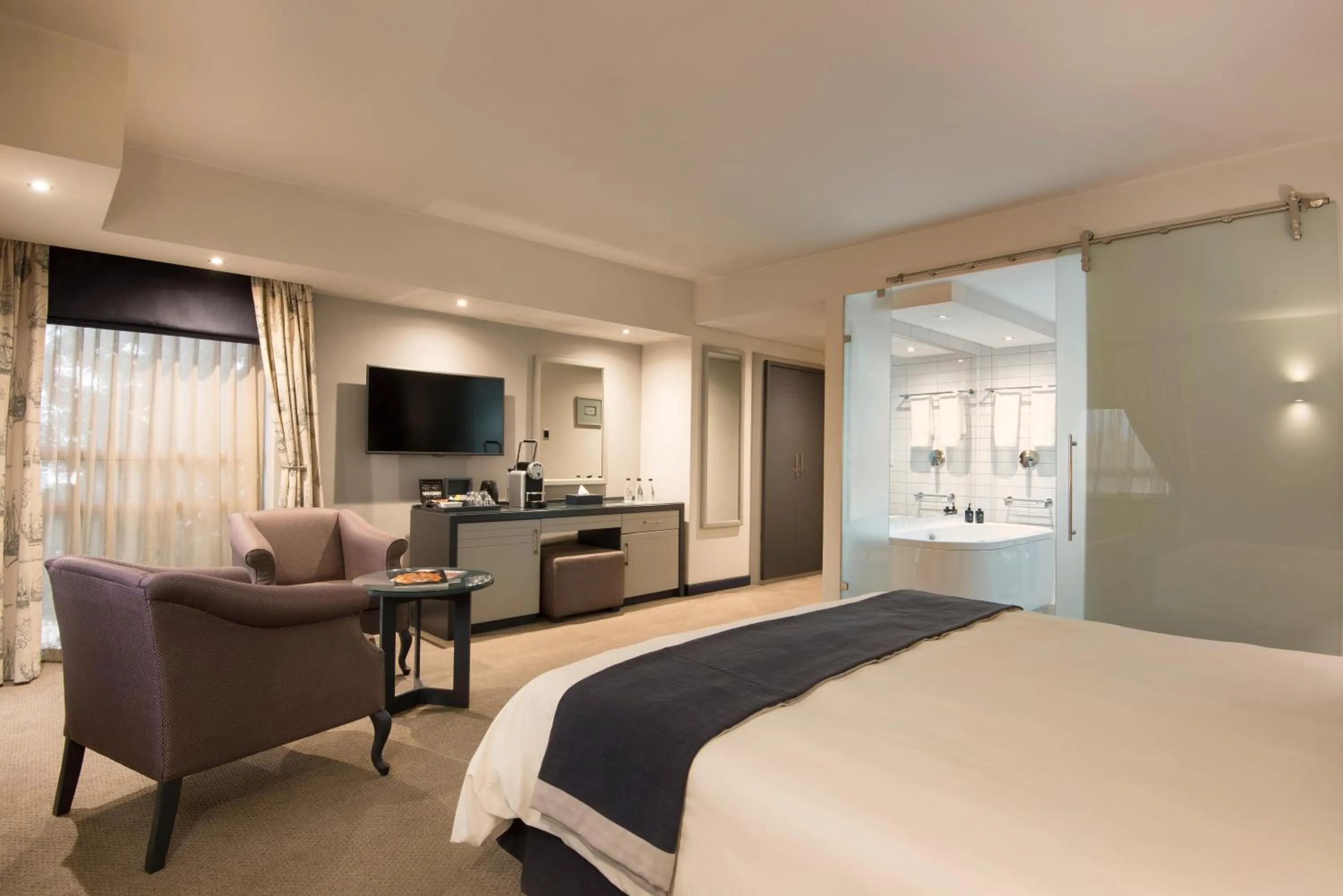 Photo of the whole room, Bed in The Portswood Hotel