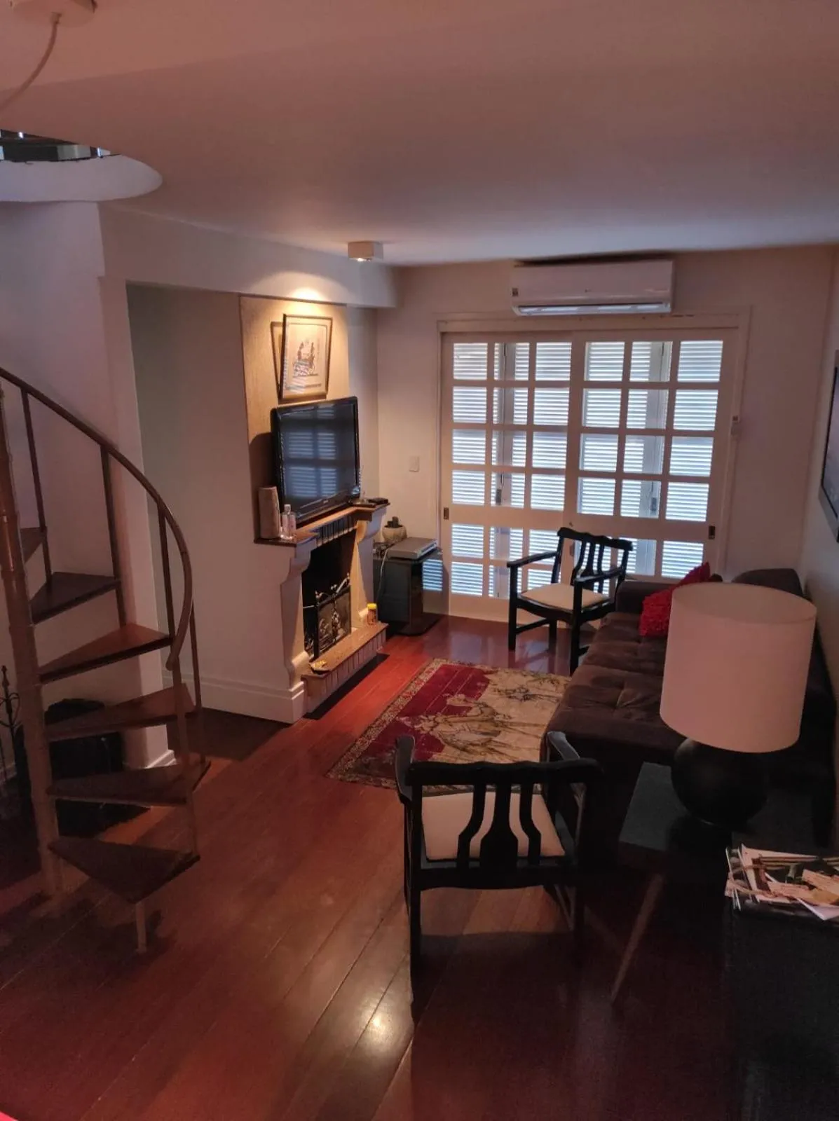 Living room in Duplex em Gramado