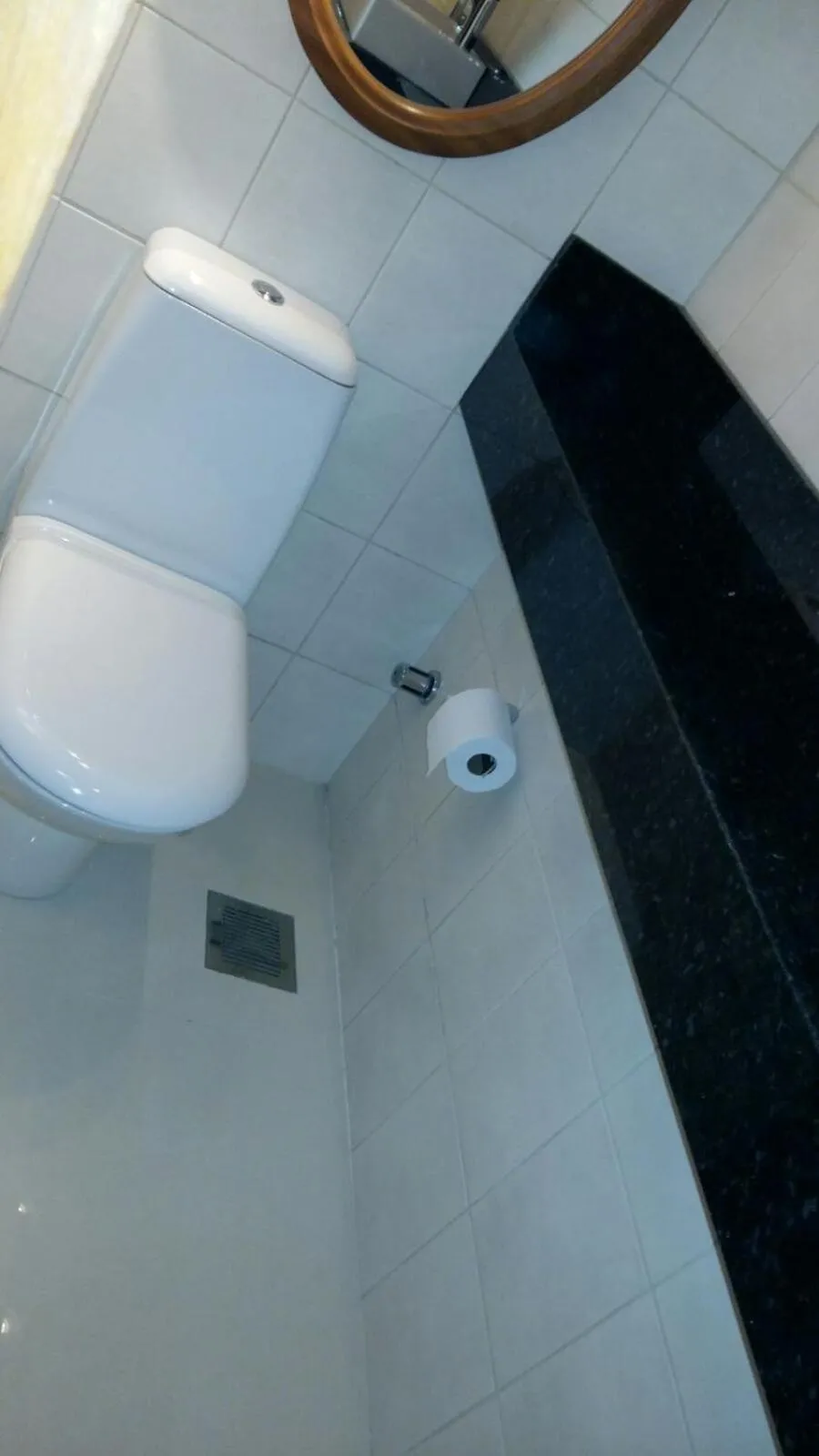 Toilet in Duplex em Gramado