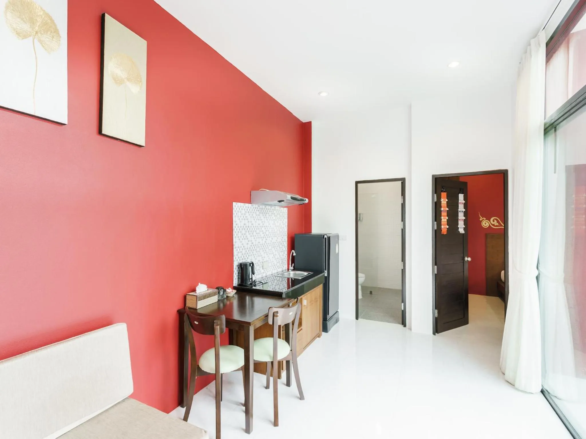 Coffee/tea facilities in Boutique Pool Villa