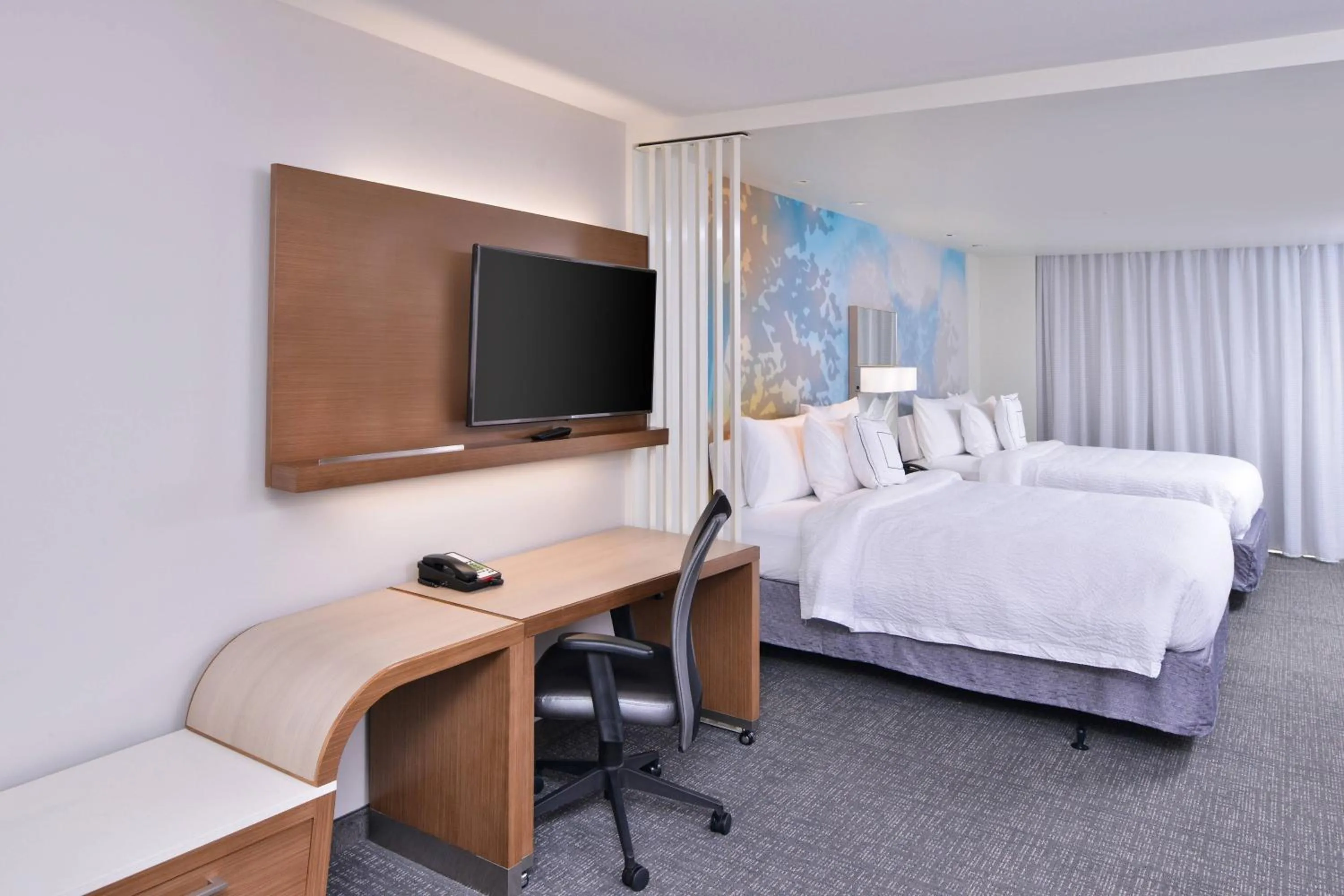 Photo of the whole room, Bed in Courtyard by Marriott Columbus Grove City
