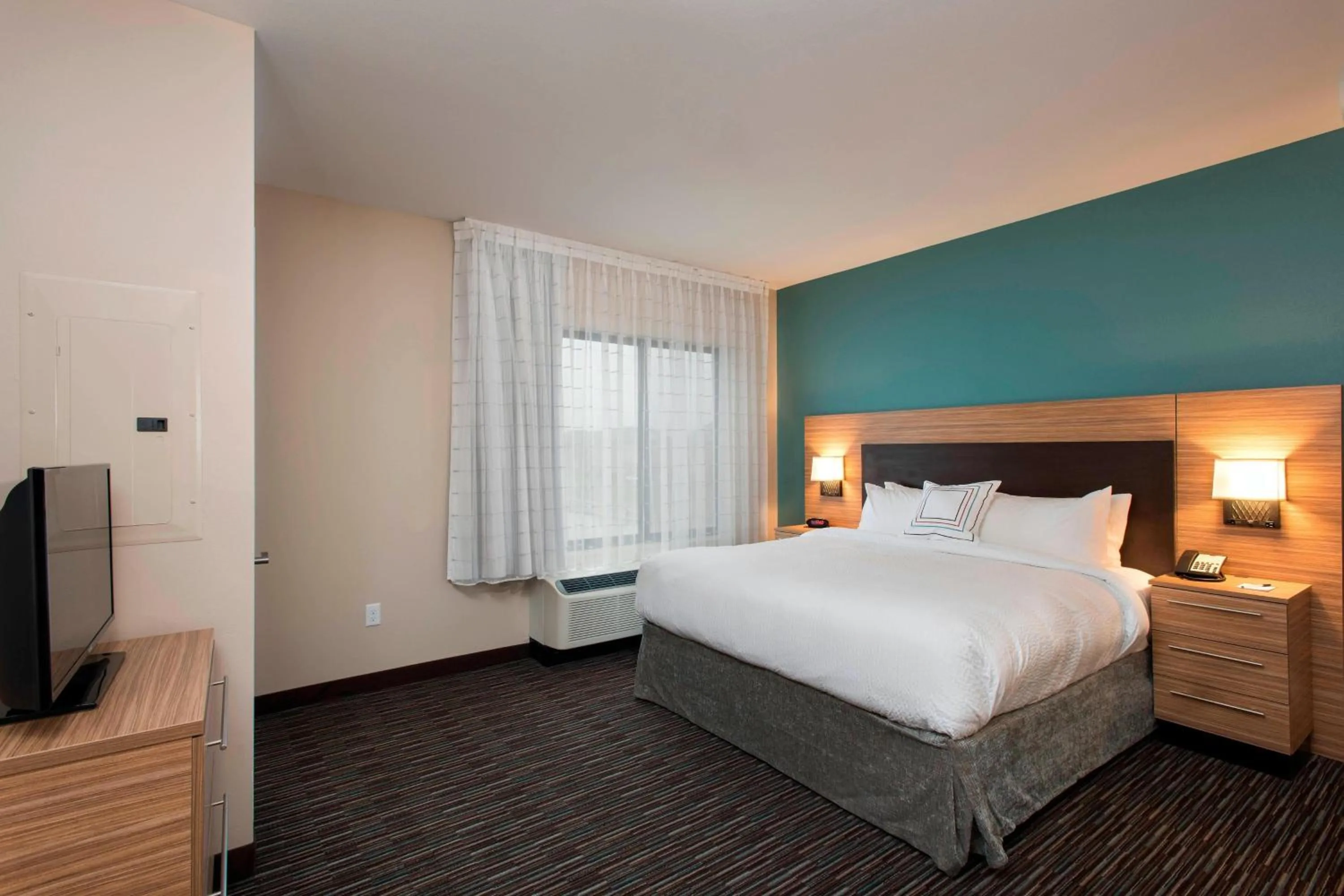 Bedroom, Bed in TownePlace Suites by Marriott Des Moines West/Jordan Creek