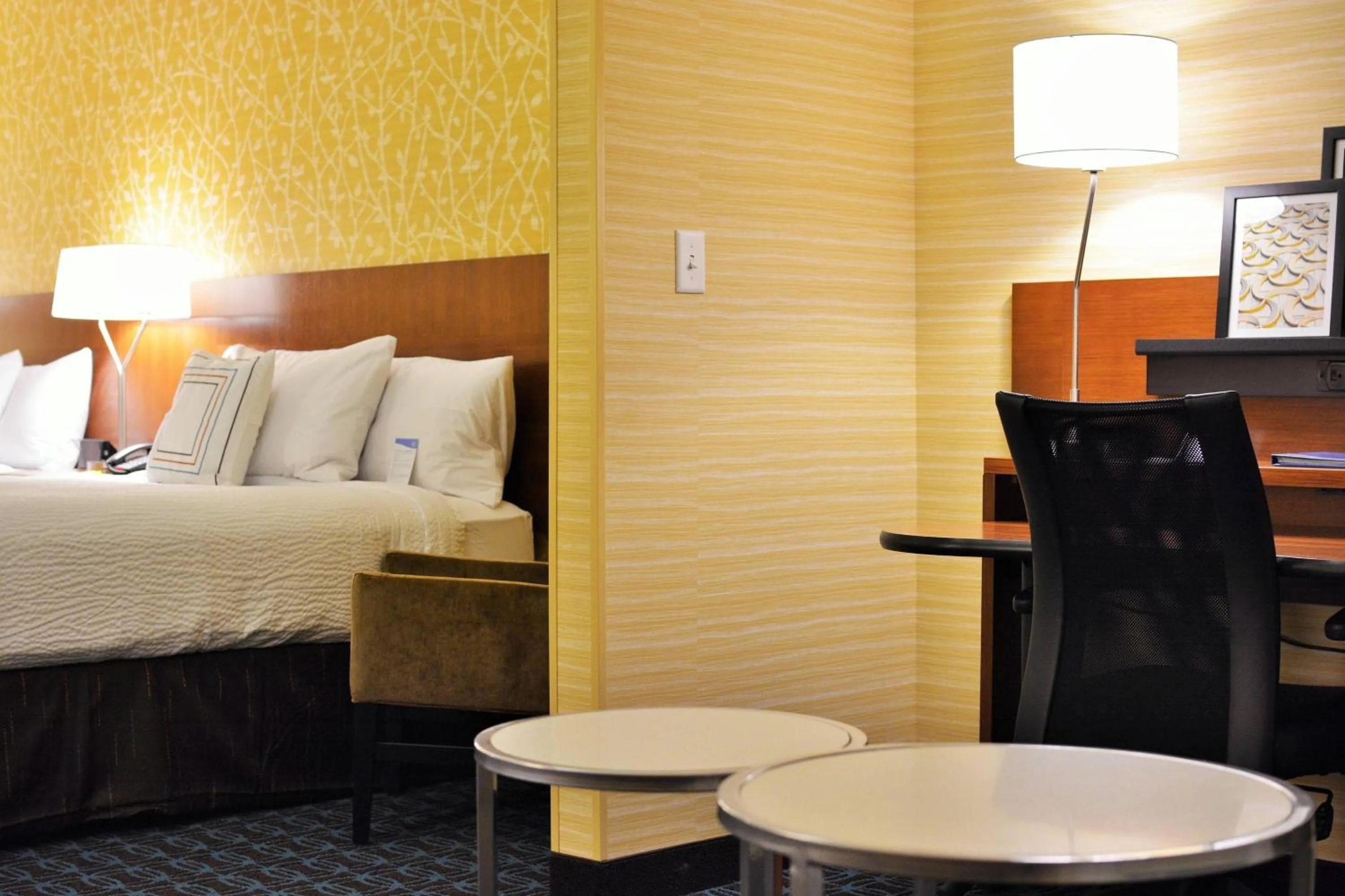 Photo of the whole room, Bed in Fairfield Inn & Suites by Marriott Omaha Northwest