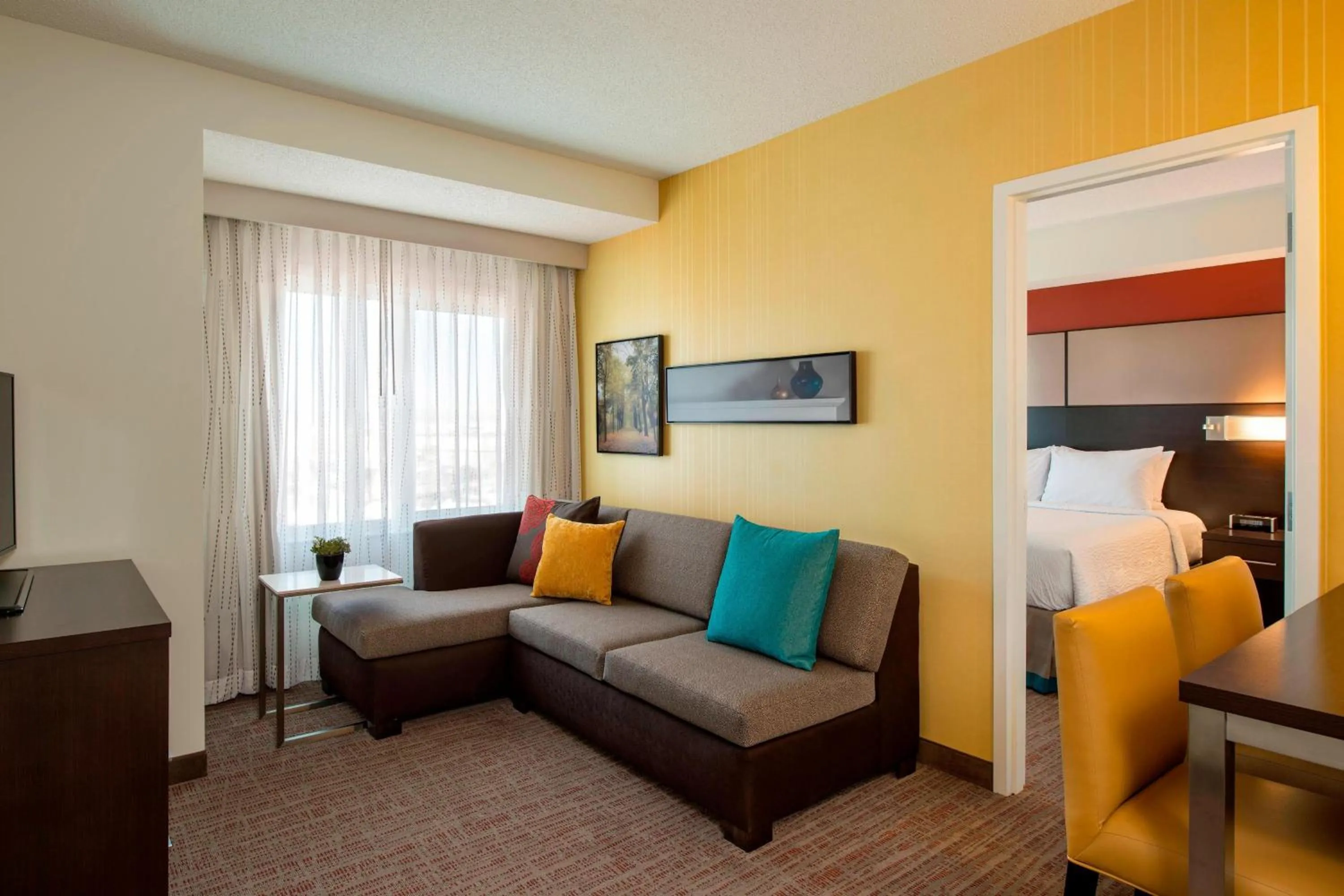 Bedroom, Bed in Residence Inn by Marriott Calgary South