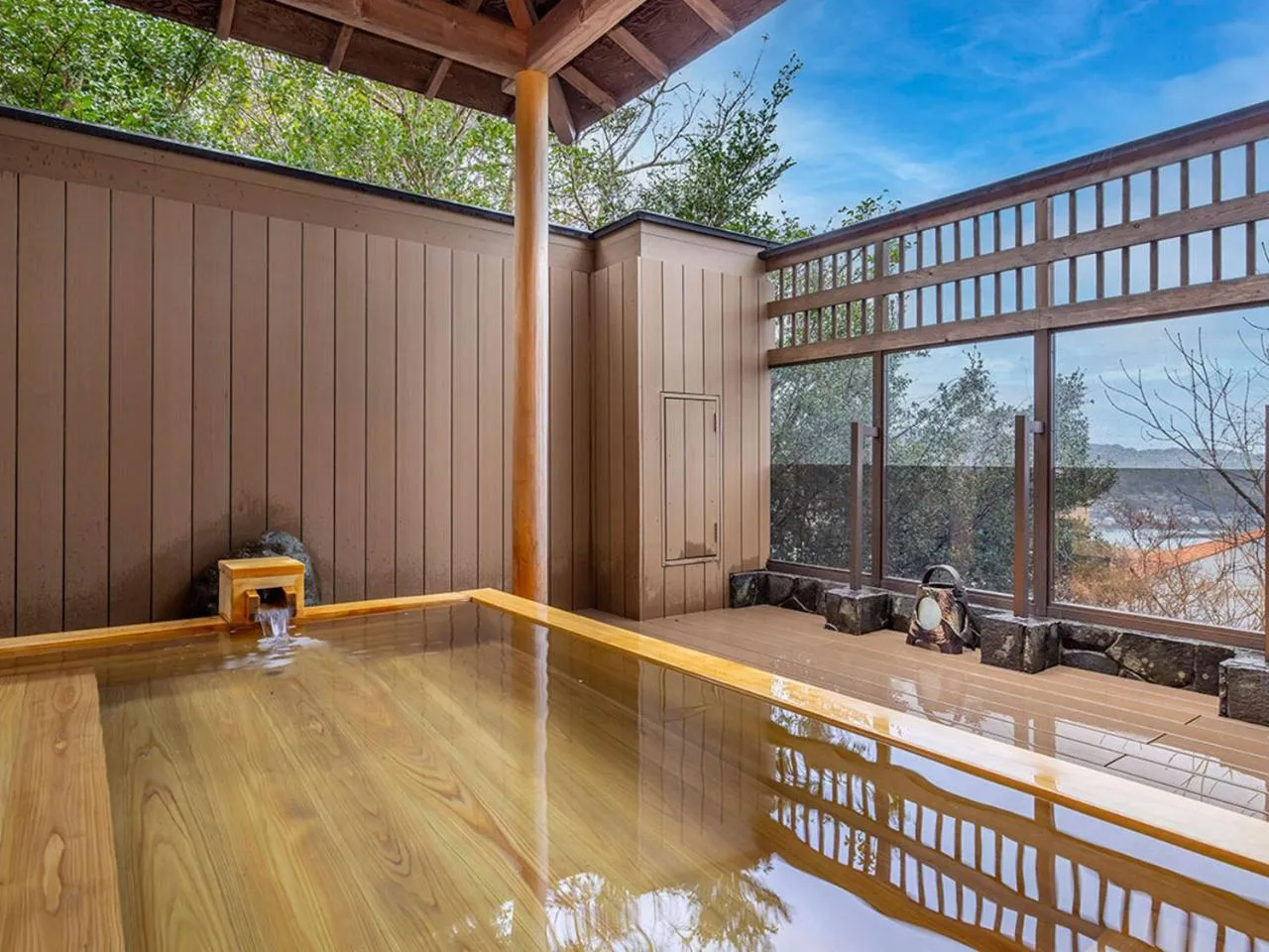 Open Air Bath in Ama no Shima