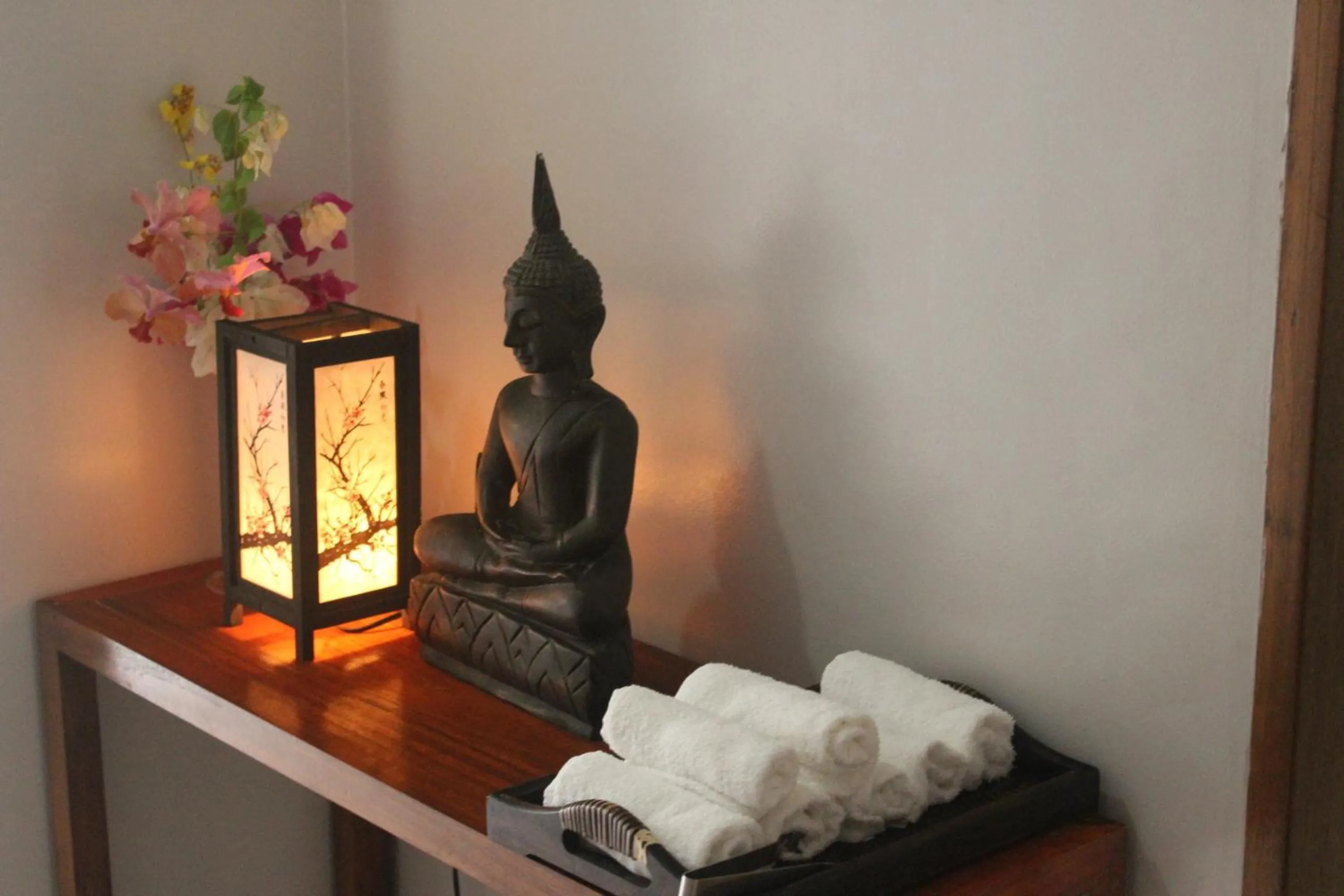 Lobby or reception in The Beach House Carabao Island