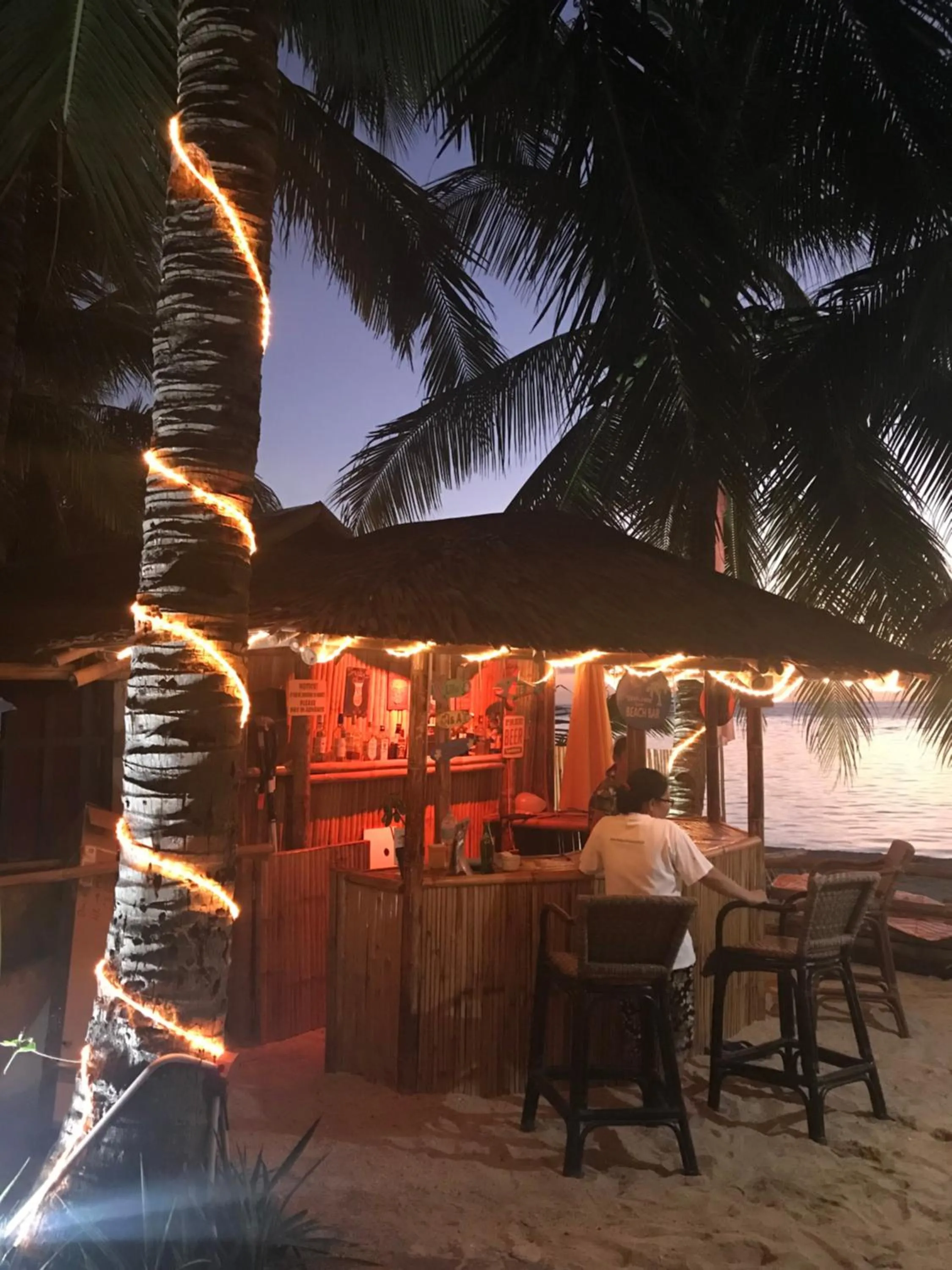 Restaurant/places to eat in The Beach House Carabao Island