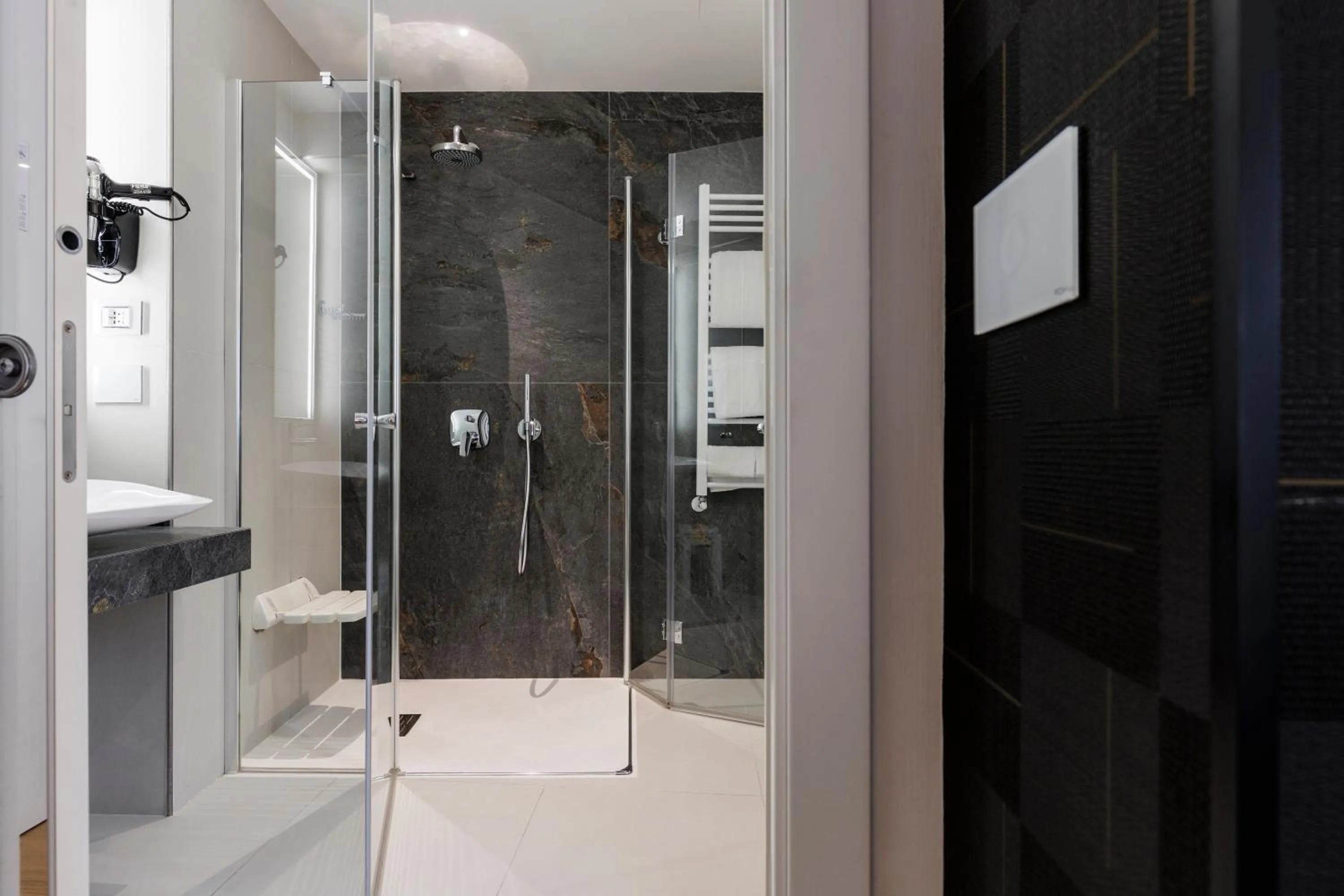 Bathroom in Mh Florence Hotel & Spa