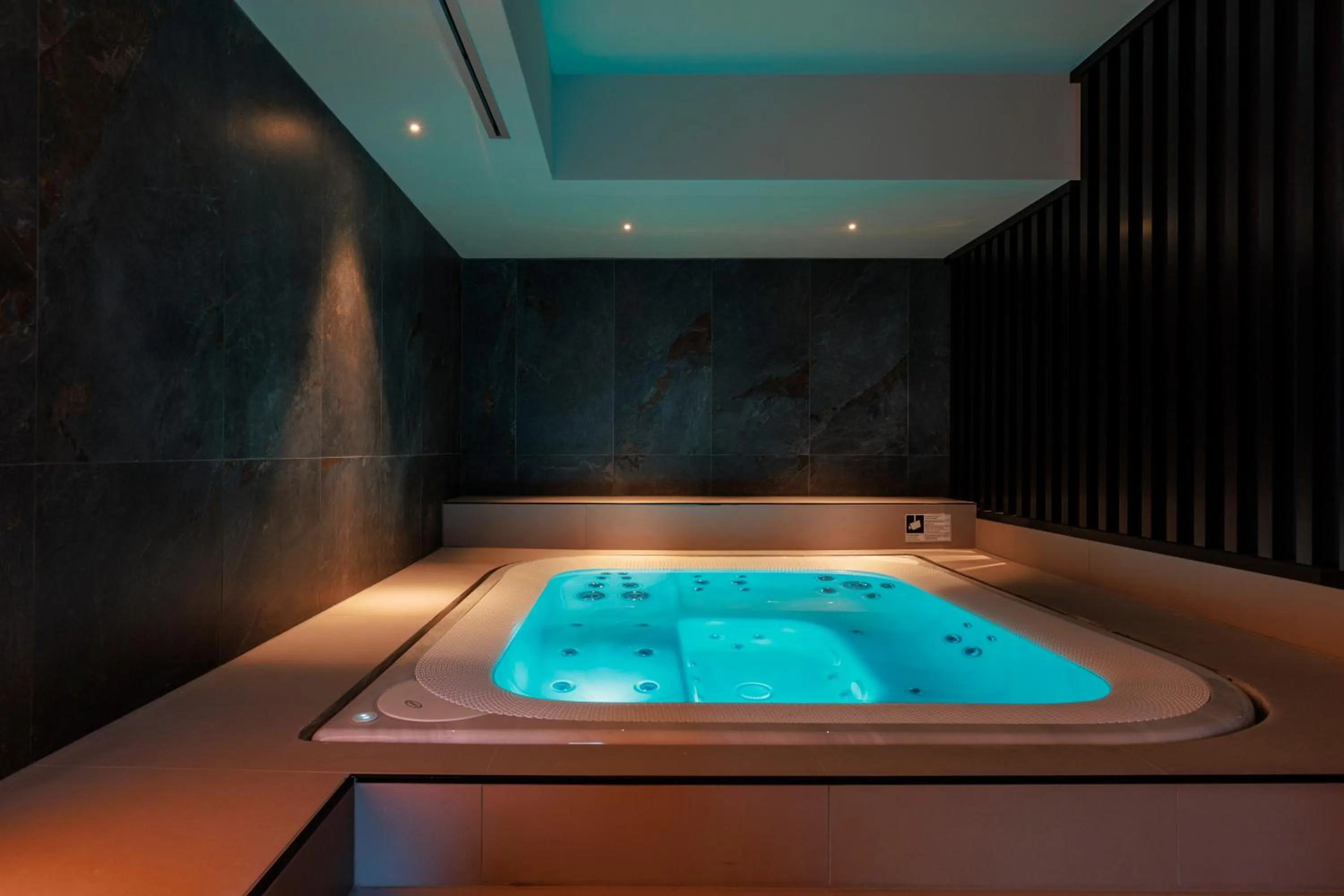 Hot Tub in Mh Florence Hotel & Spa