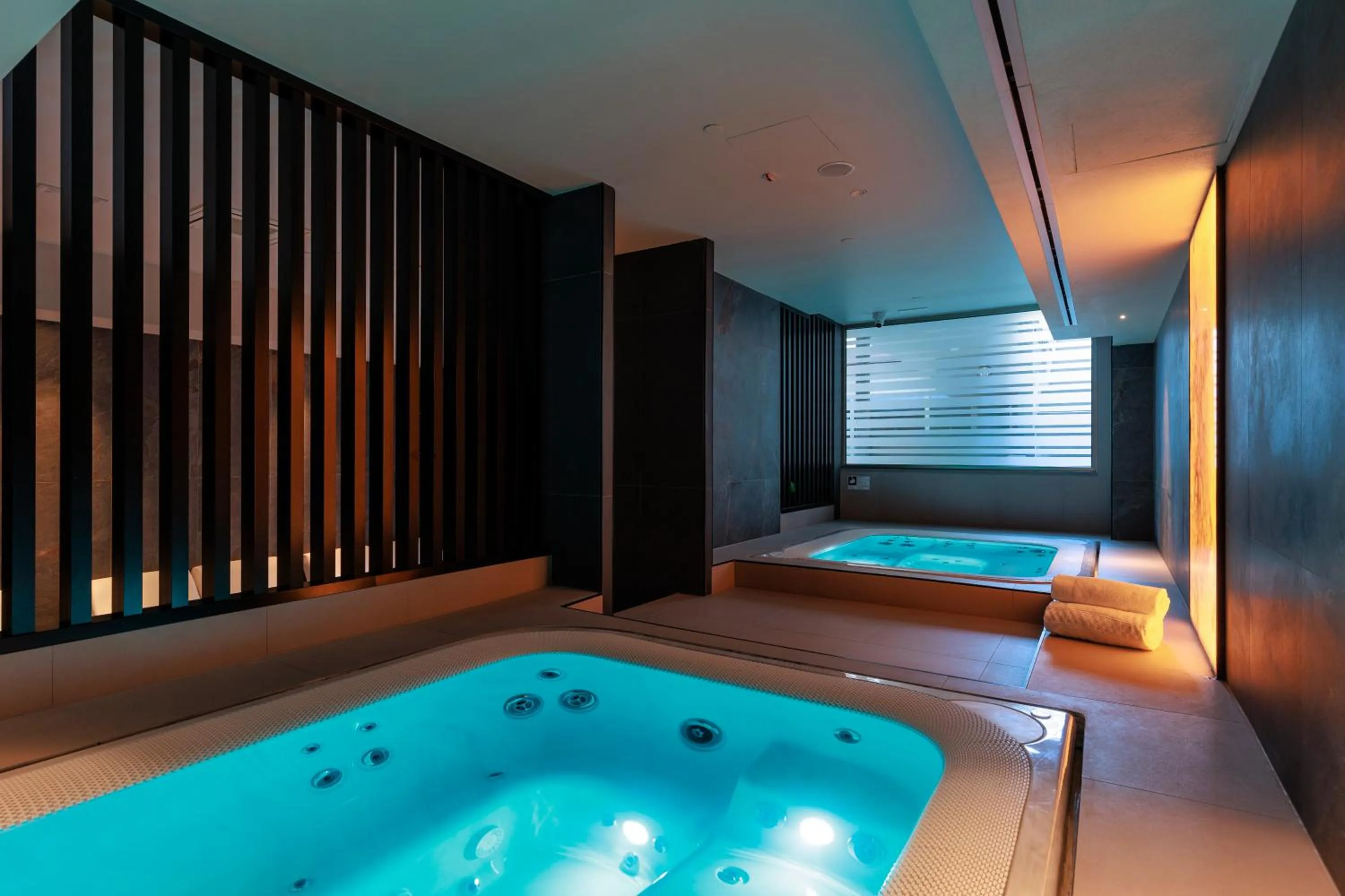 Hot Tub, Bed in Mh Florence Hotel & Spa