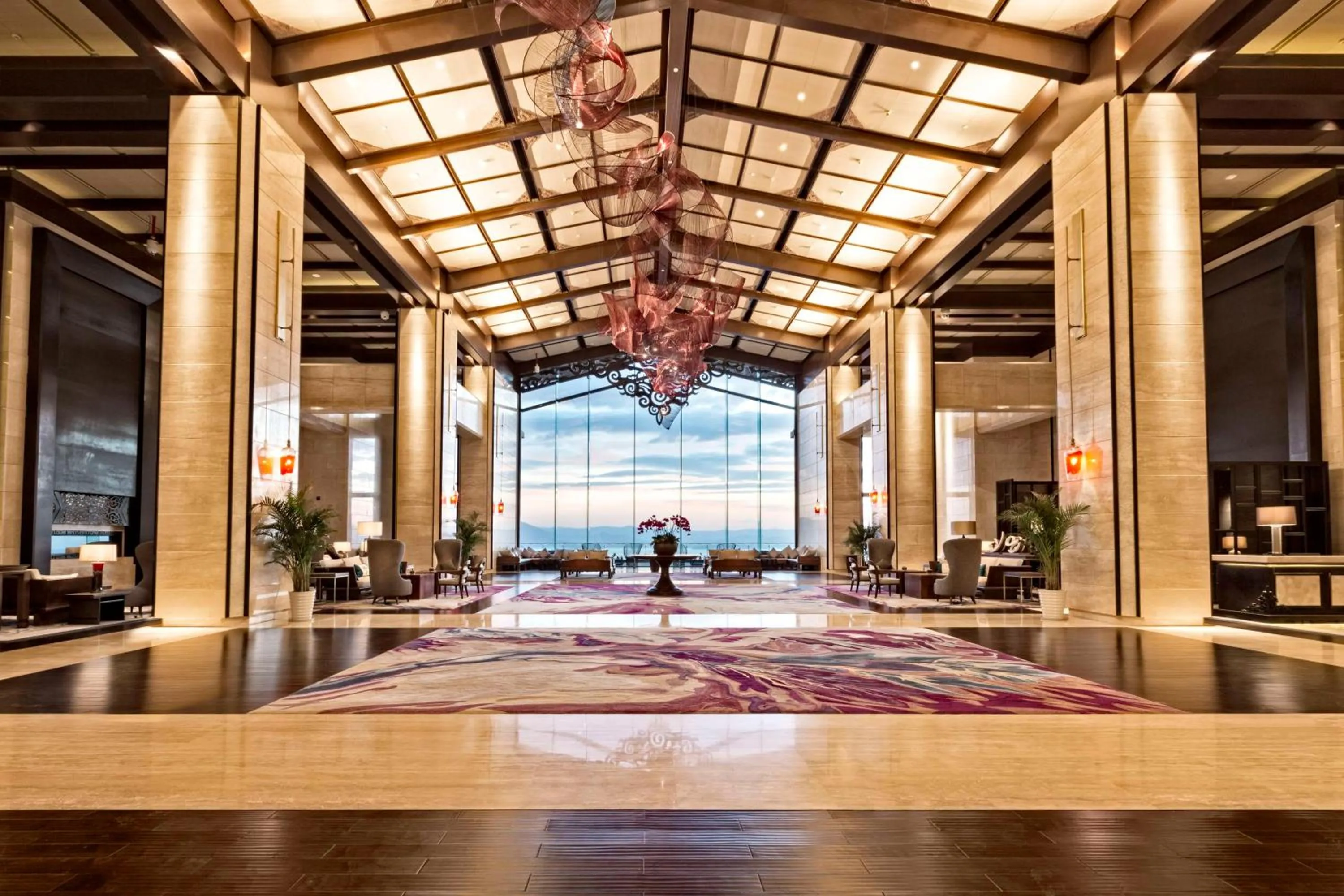 Lobby or reception in Hilton Dali Resort & Spa