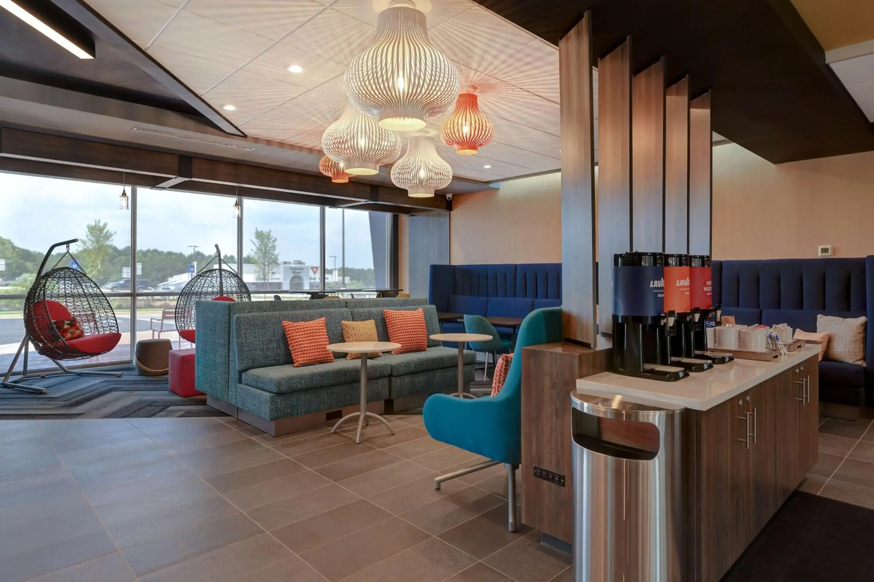 Lobby or reception in Tru by Hilton Lithia Springs, GA Lobby or reception in Tru by Hilton Lithia Springs, GA