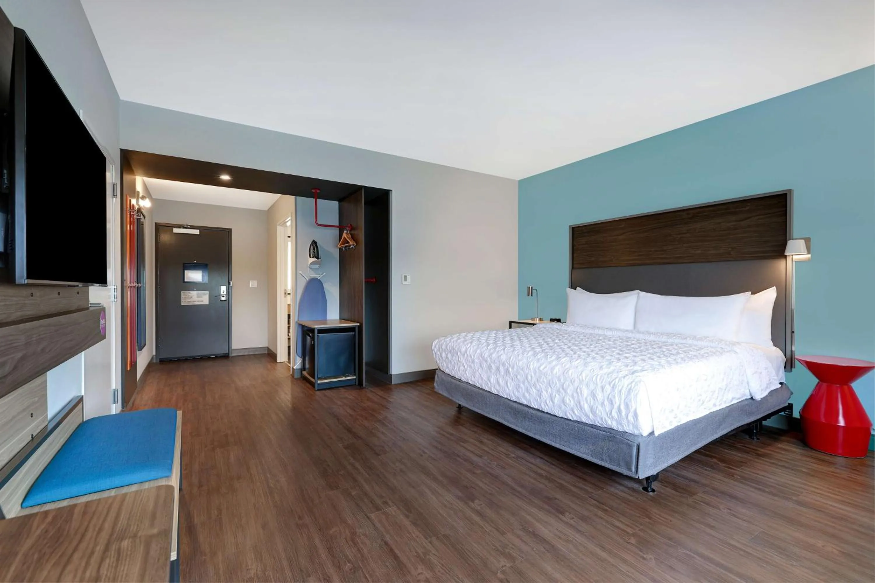 Bedroom, Bed in Tru by Hilton Lithia Springs, GA