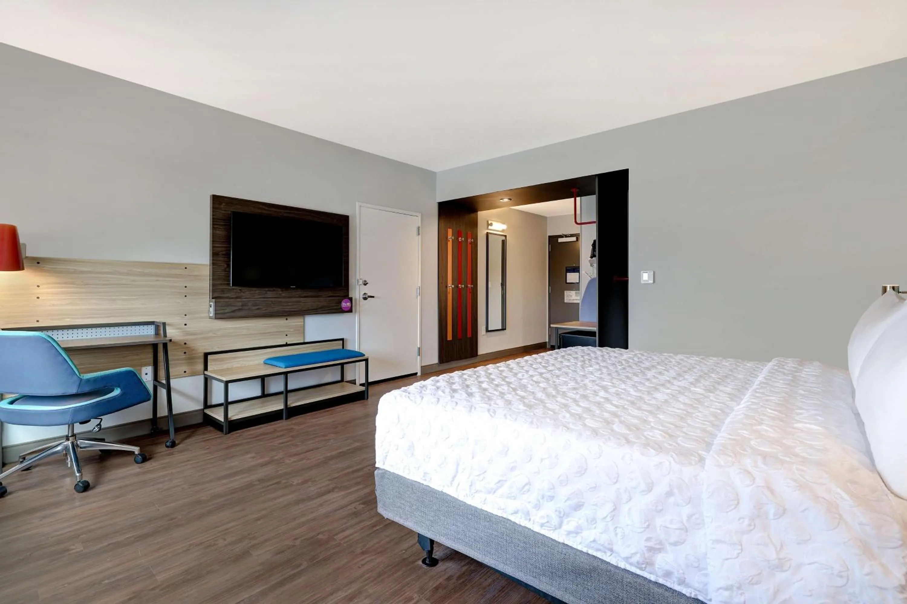 Bedroom, Bed in Tru by Hilton Lithia Springs, GA