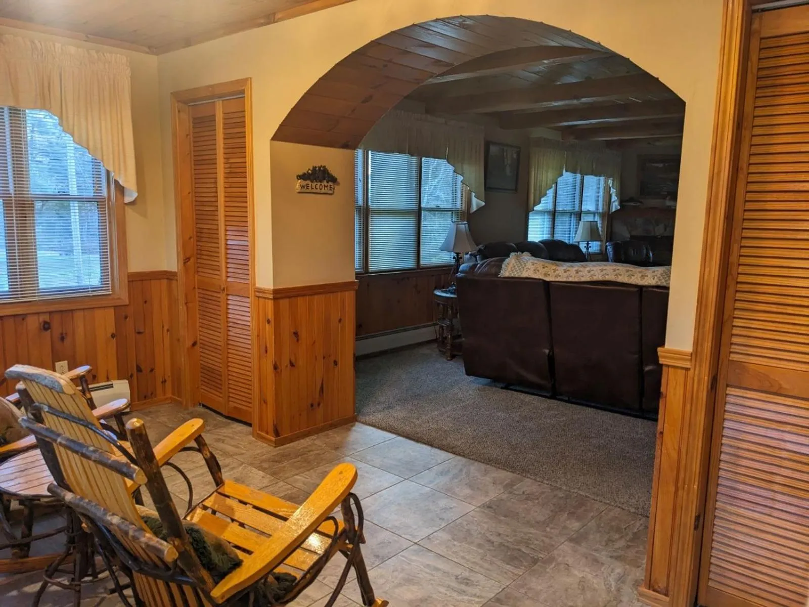 Seating area in Rough Cut Lodge