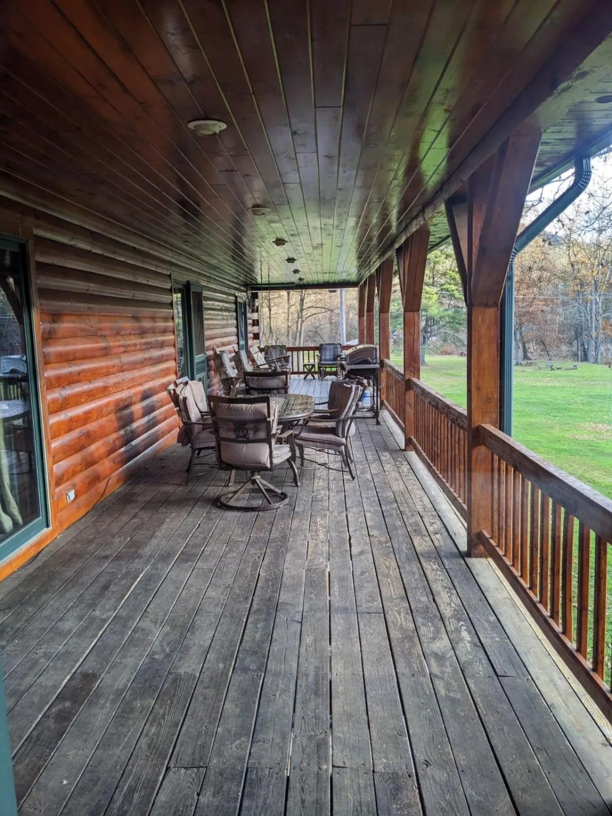 Balcony/Terrace in Rough Cut Lodge