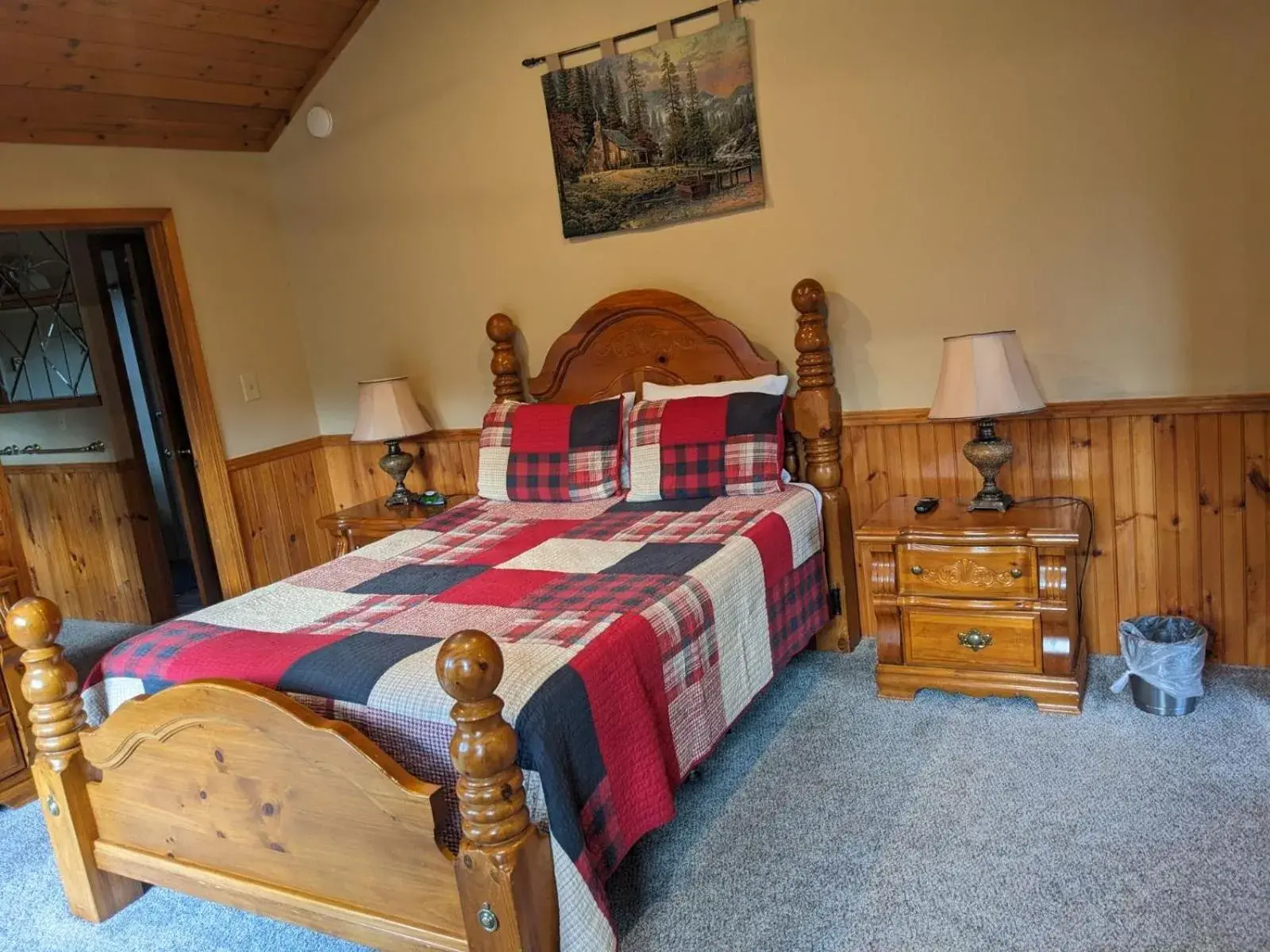 Bedroom, Bed in Rough Cut Lodge Bedroom, Bed in Rough Cut Lodge