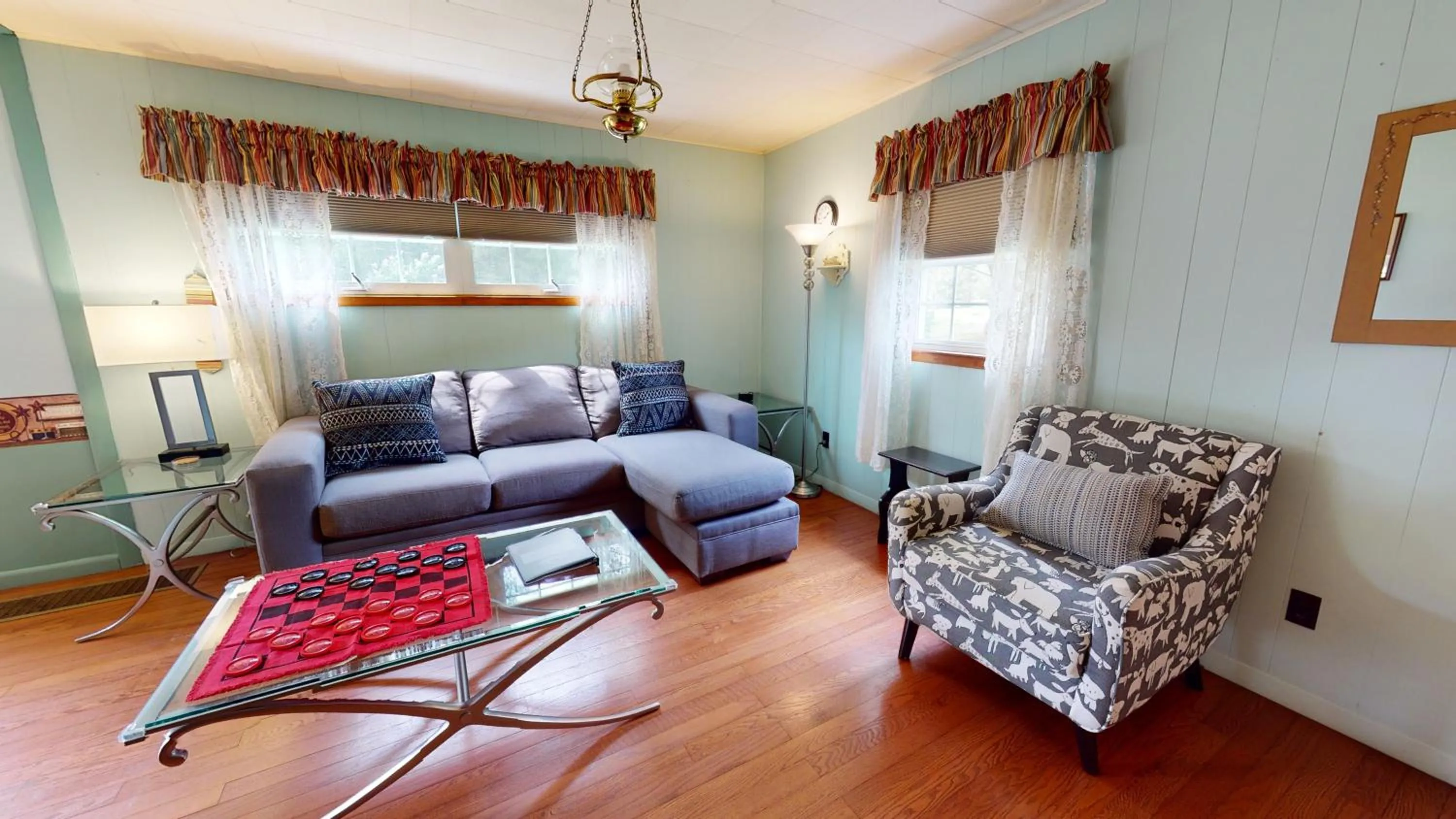 Living room in Rough Cut Lodge