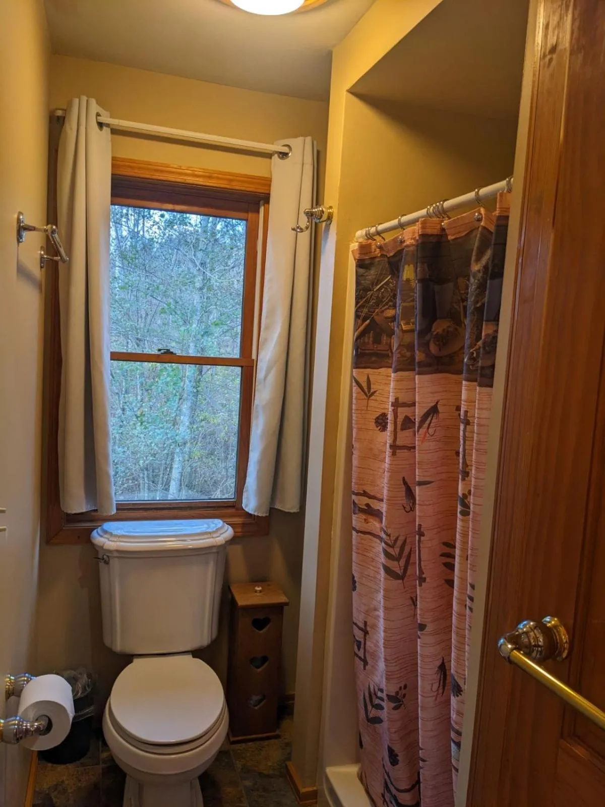 Shower in Rough Cut Lodge