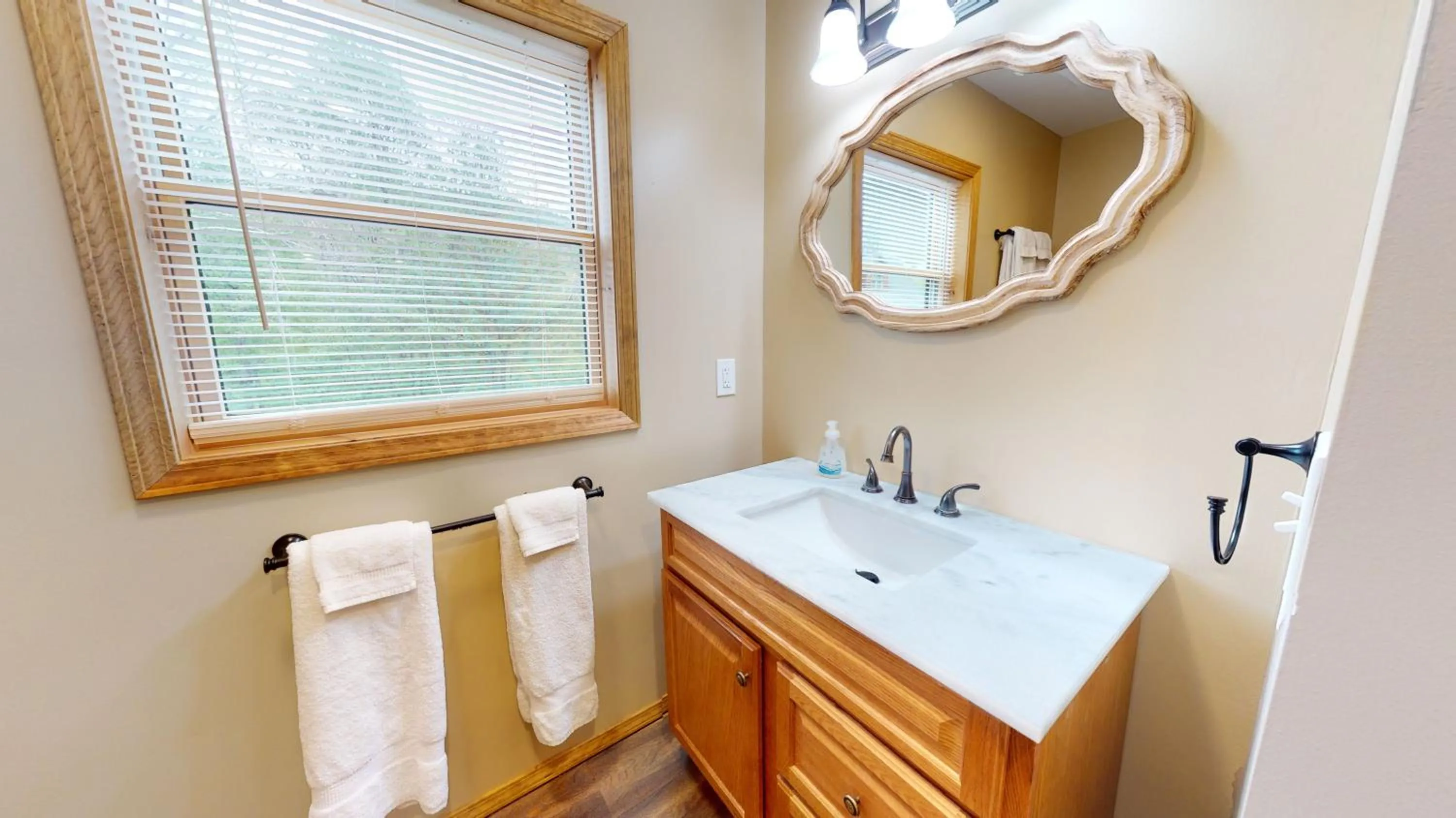 Bathroom in Rough Cut Lodge