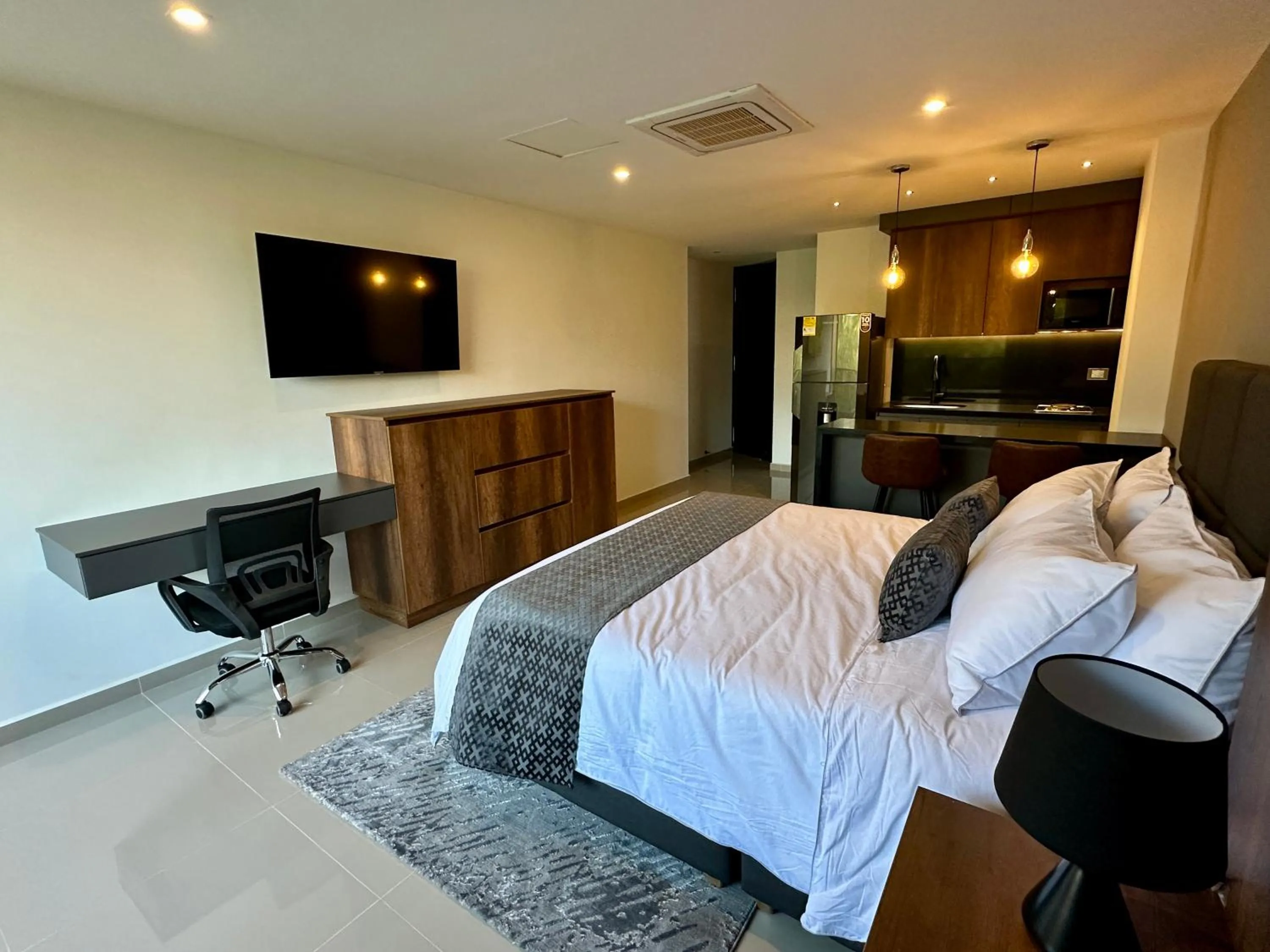Other, Bed in Rooca Urban