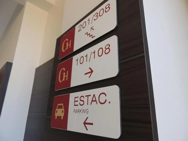 Logo/Certificate/Sign in Gaúcho Hotel