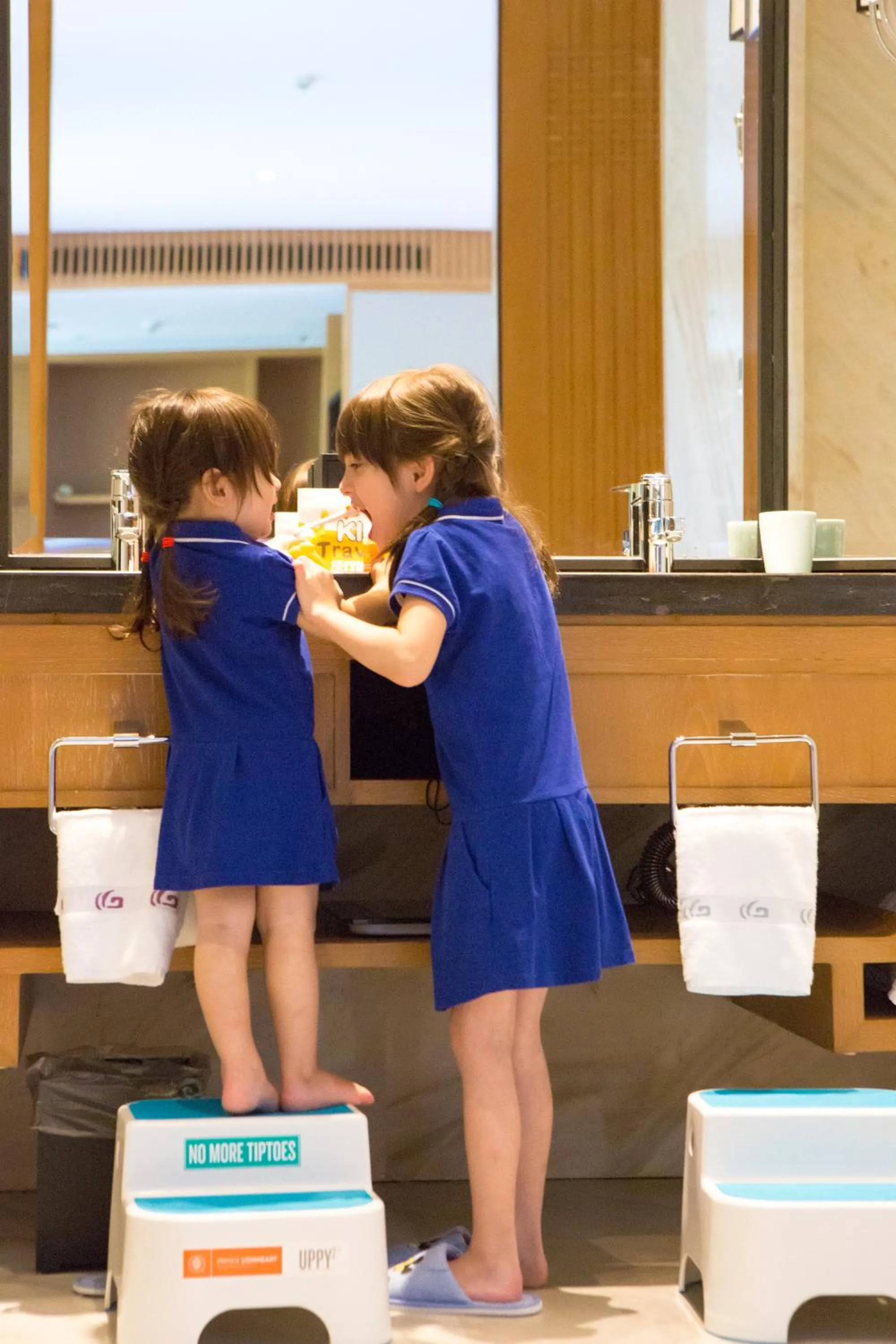 People in West Lake State Guest House