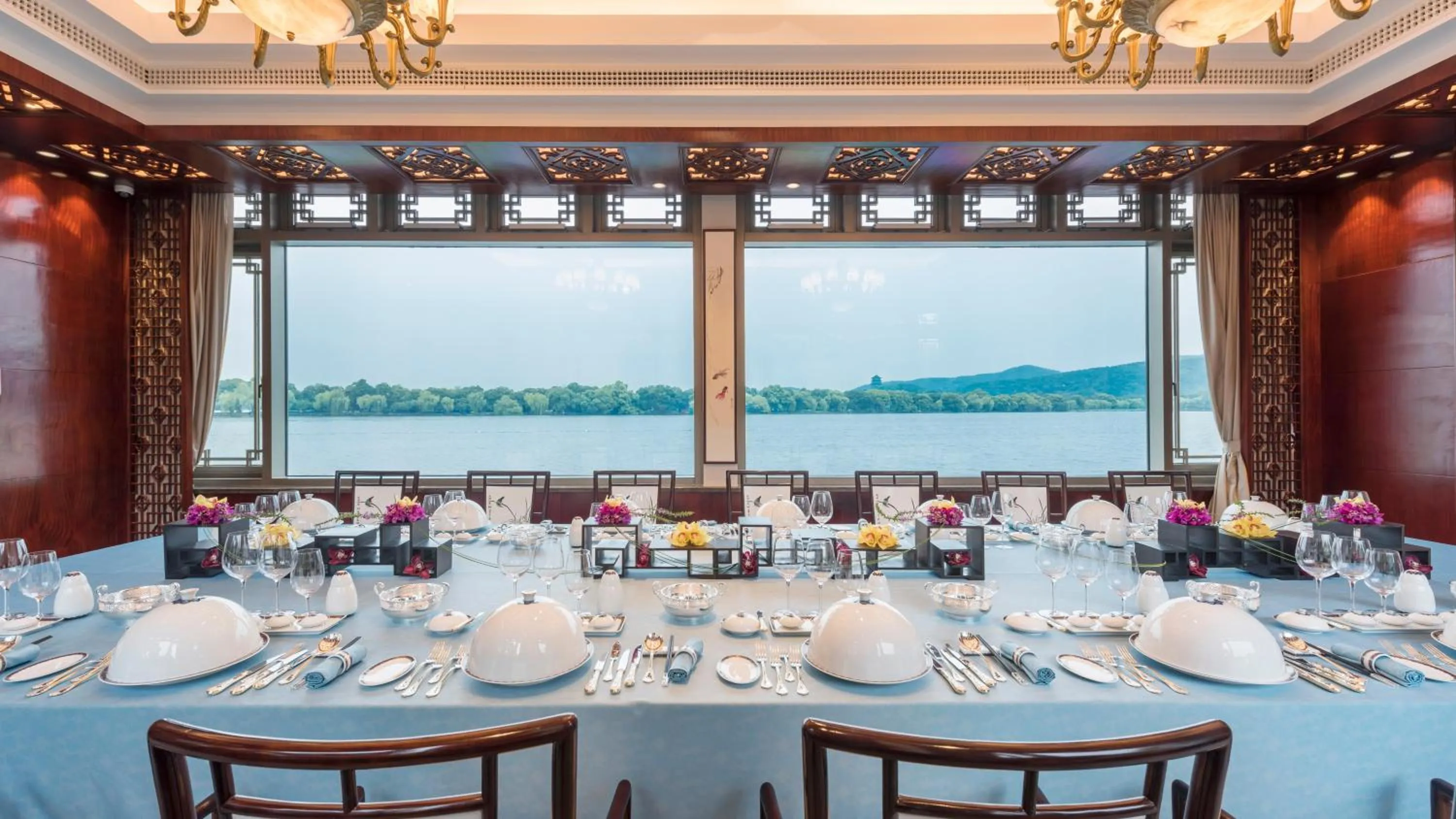 Banquet/Function facilities in West Lake State Guest House