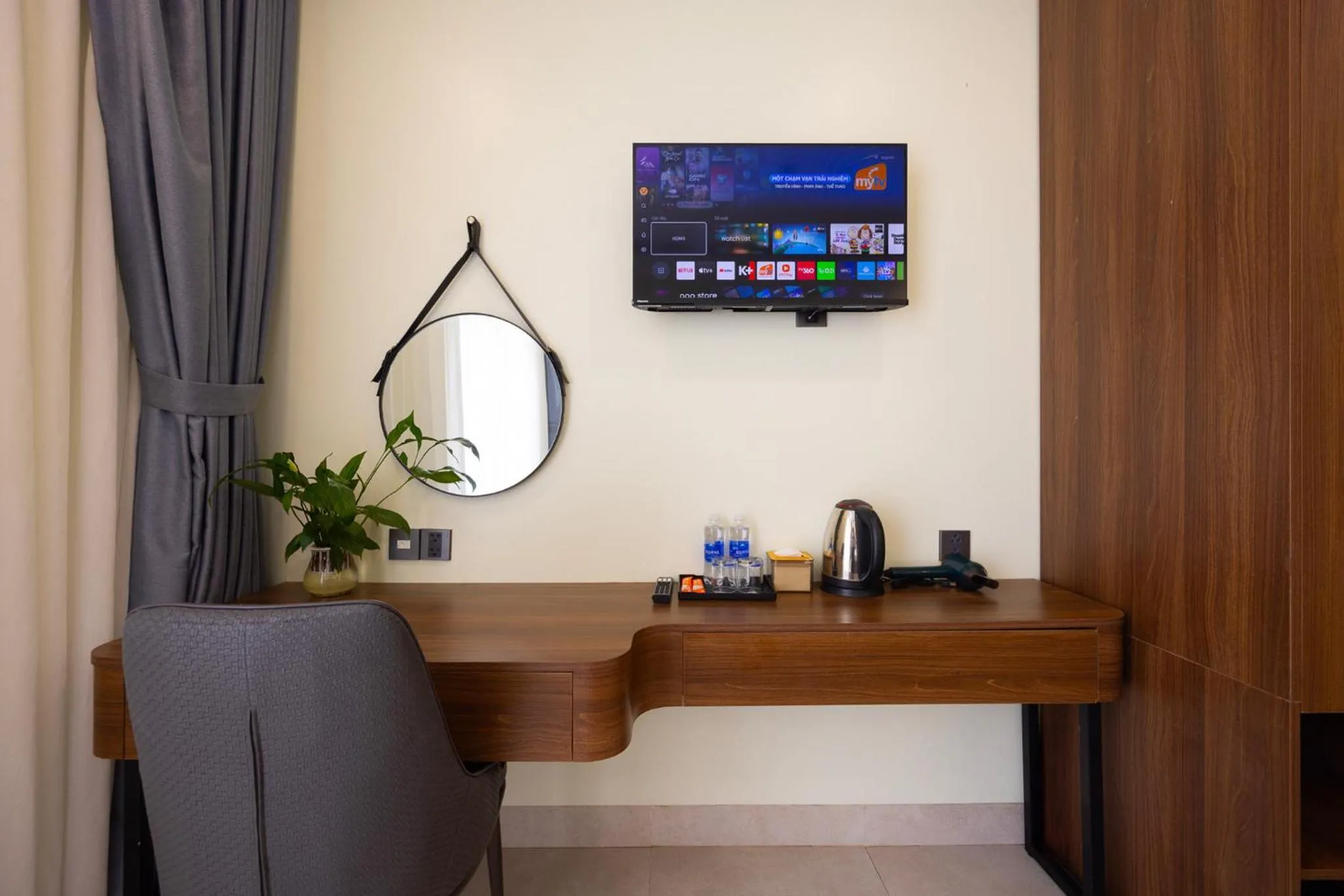 TV and multimedia in Hồng Chúc Hotel