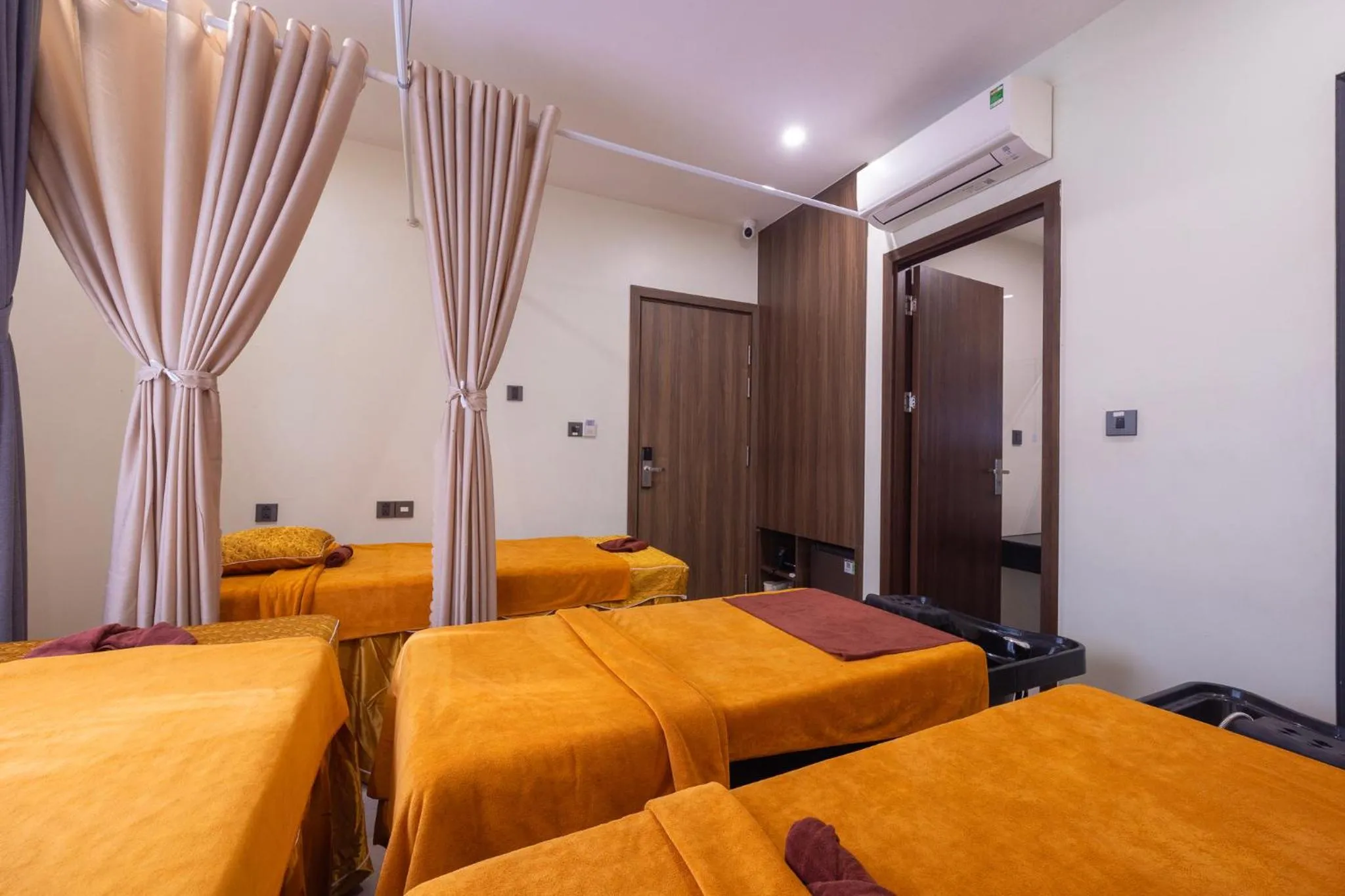 Bed in Hồng Chúc Hotel