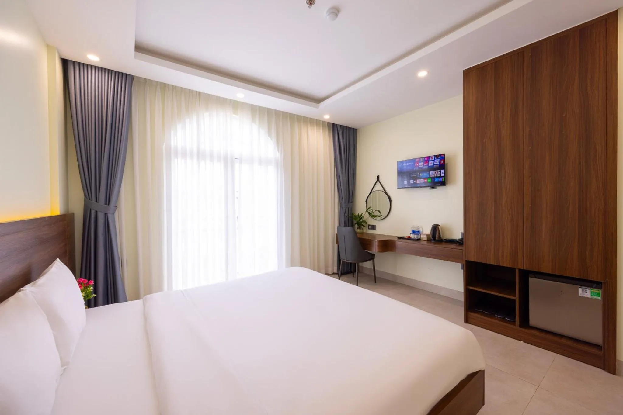 Bedroom, Bed in Hồng Chúc Hotel