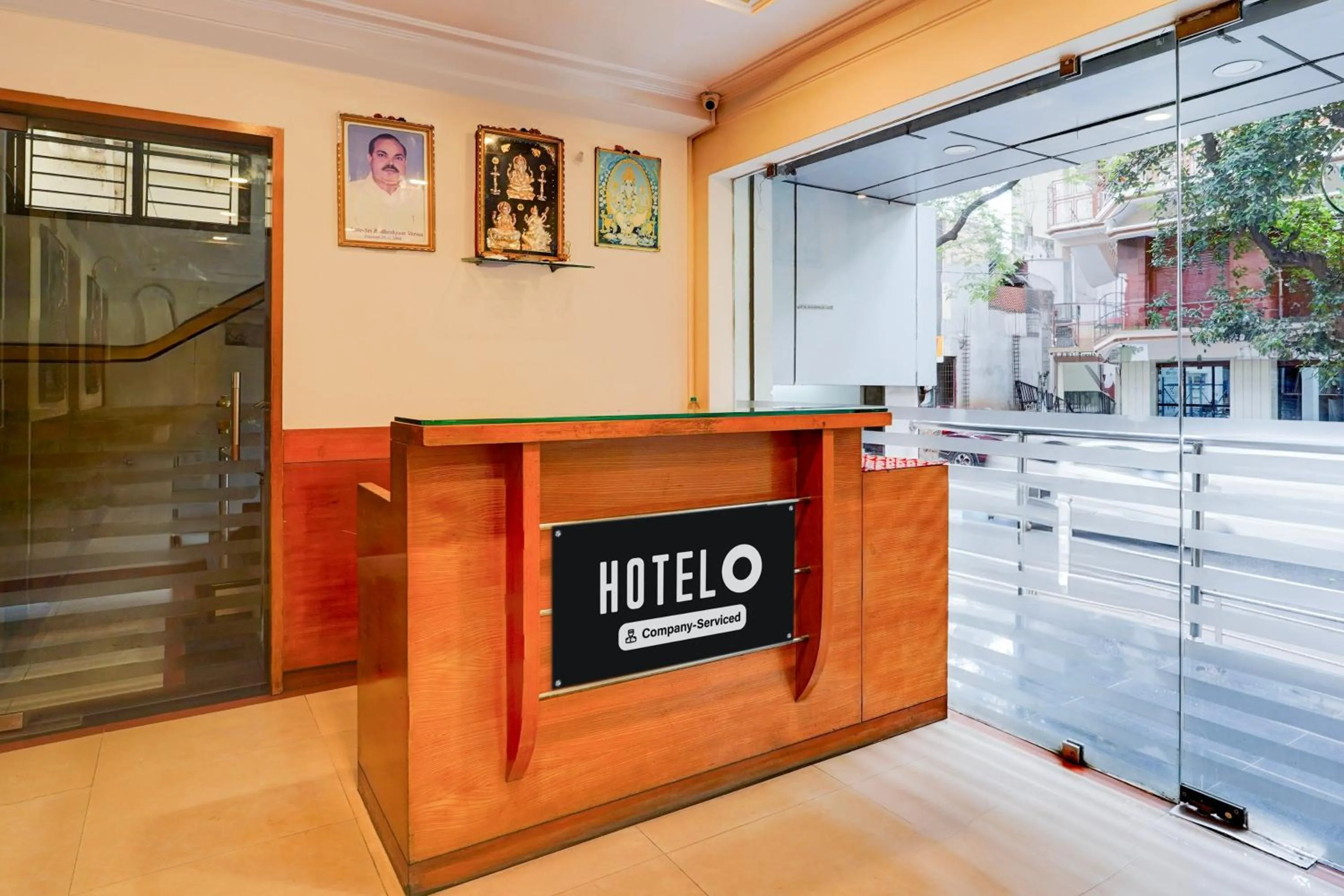 Lobby or reception in Super Hotel O Thimmaiah Rd Rajajinagar