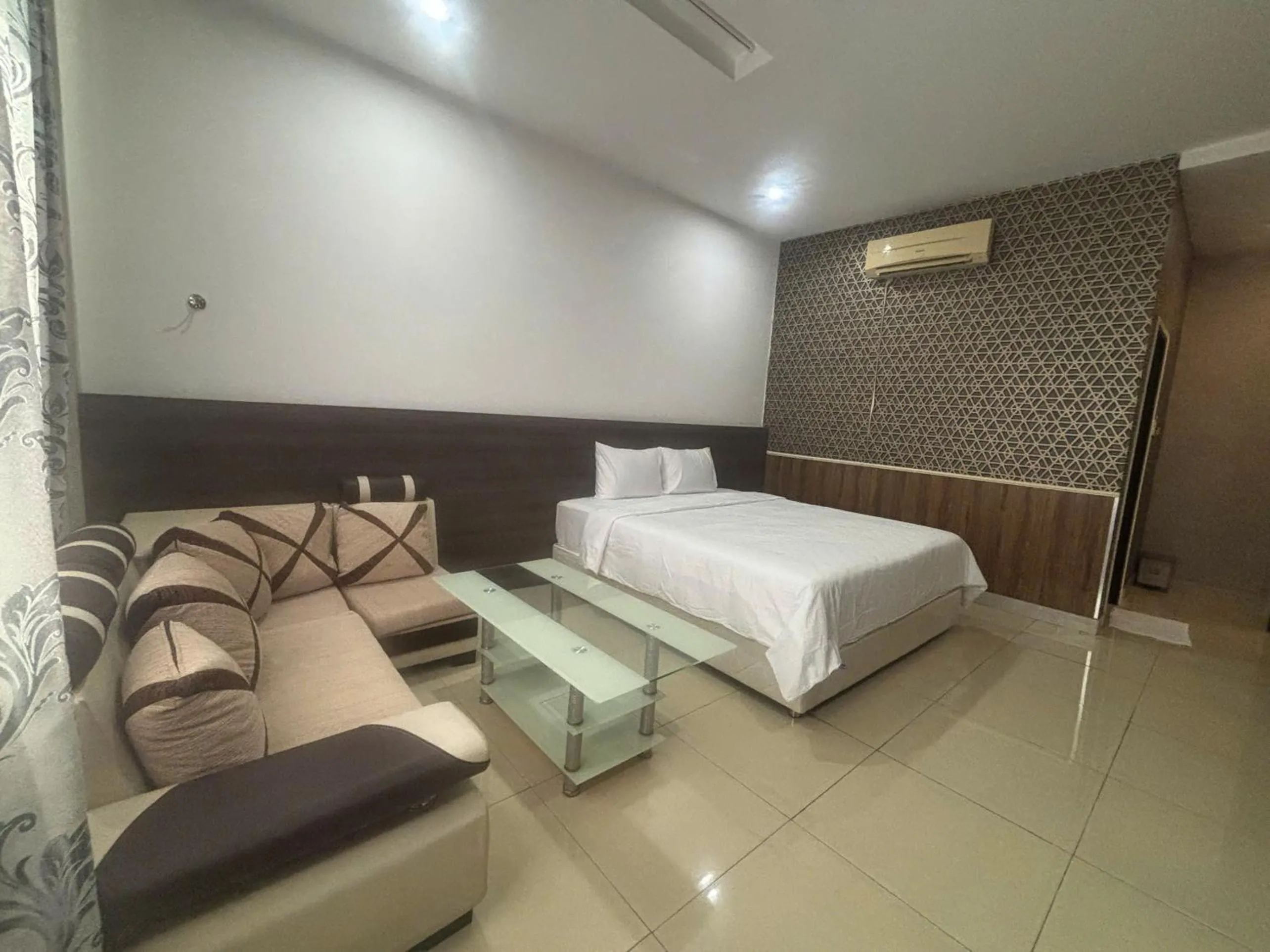 Deluxe Double Room in Orova Hotel