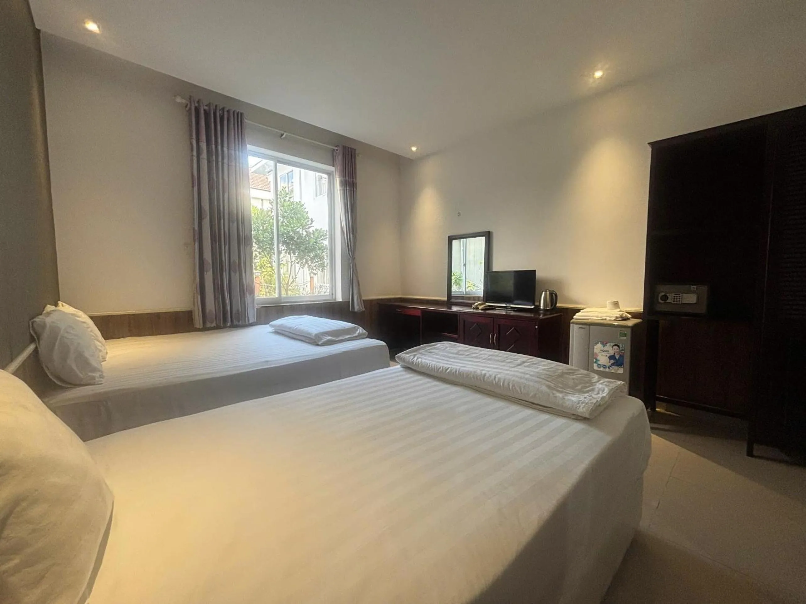 Deluxe Twin Room in Orova Hotel